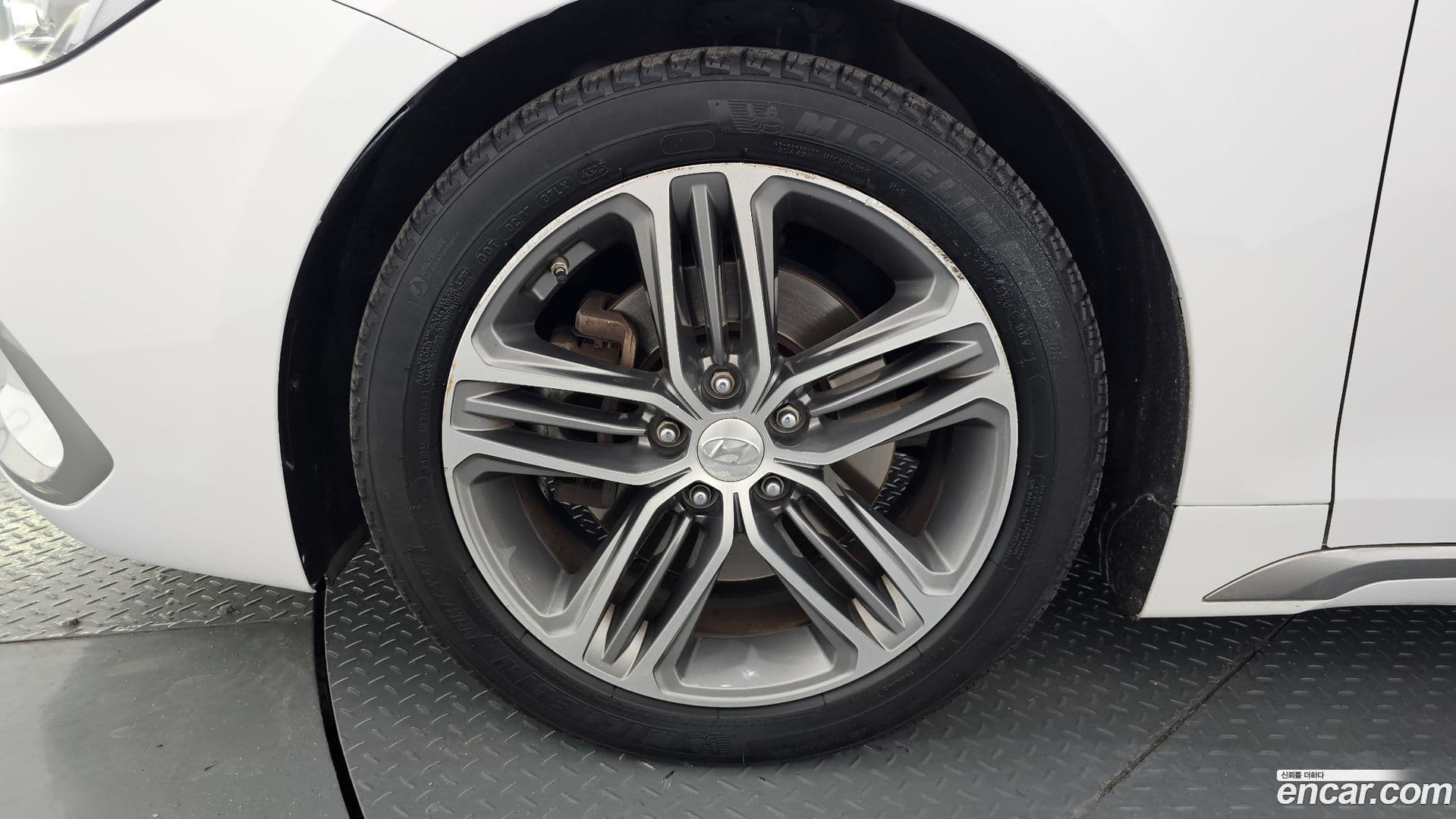 Main__Slider__Photo:Grandeur Hyundai 2017.8-4