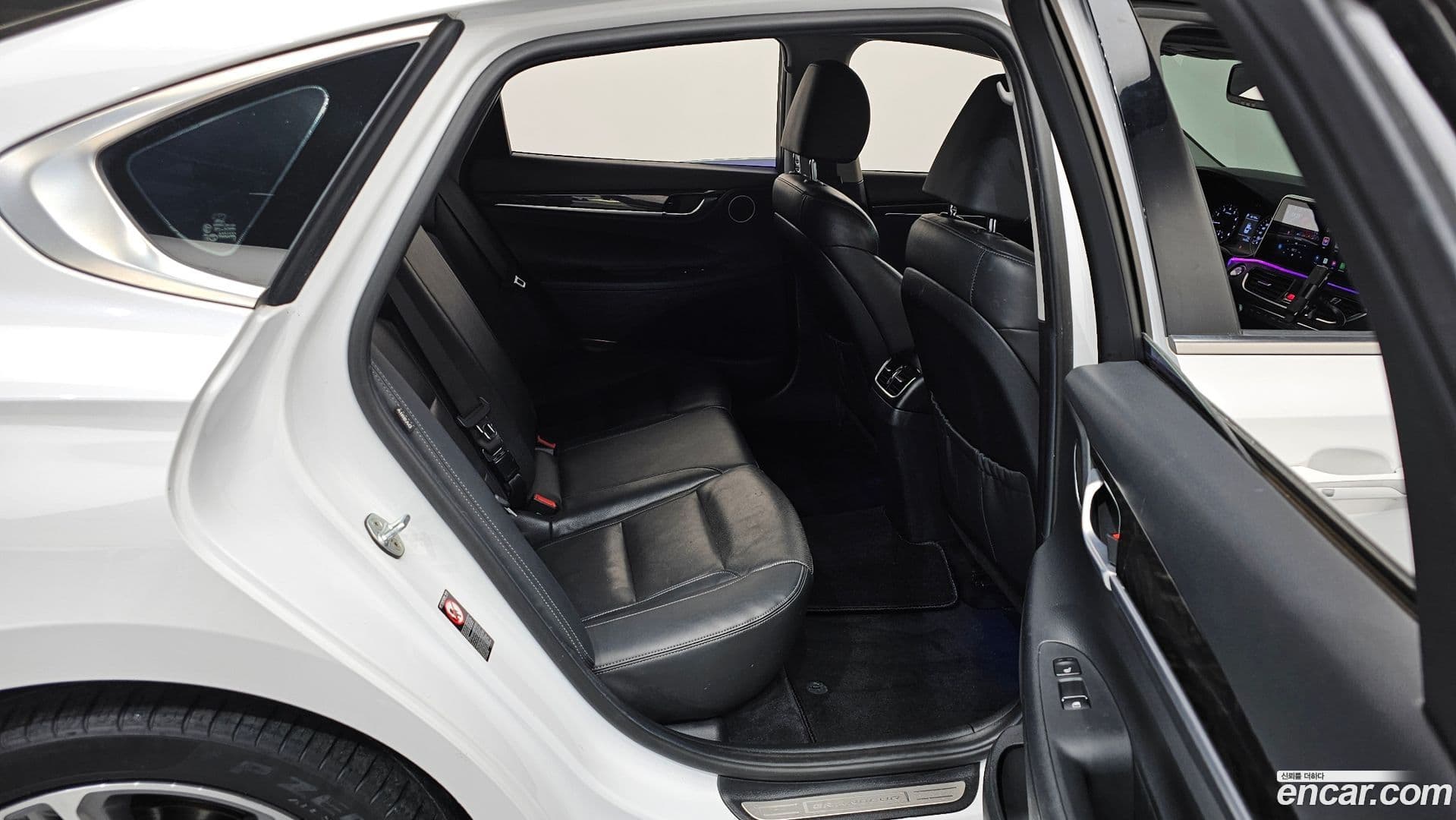 Main__Slider__Photo:Grandeur Hyundai 2017.8-11