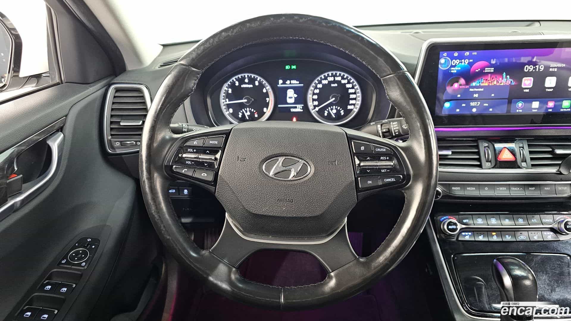 Grandeur Hyundai 2017.8-OPTION-017