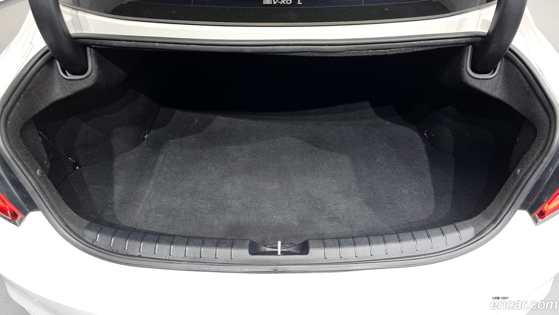 Main__Slider__Photo:Grandeur Hyundai 2017.8-19