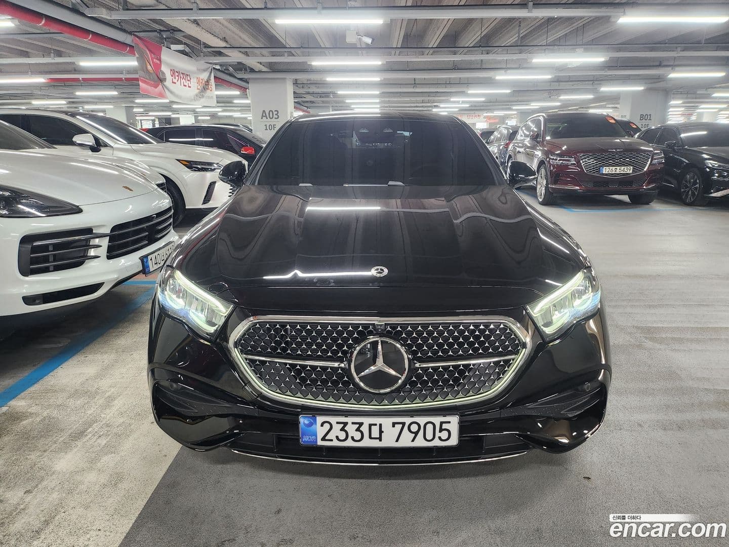 Main__Slider__Photo:E-Class Mercedes-Benz 2025.10-2