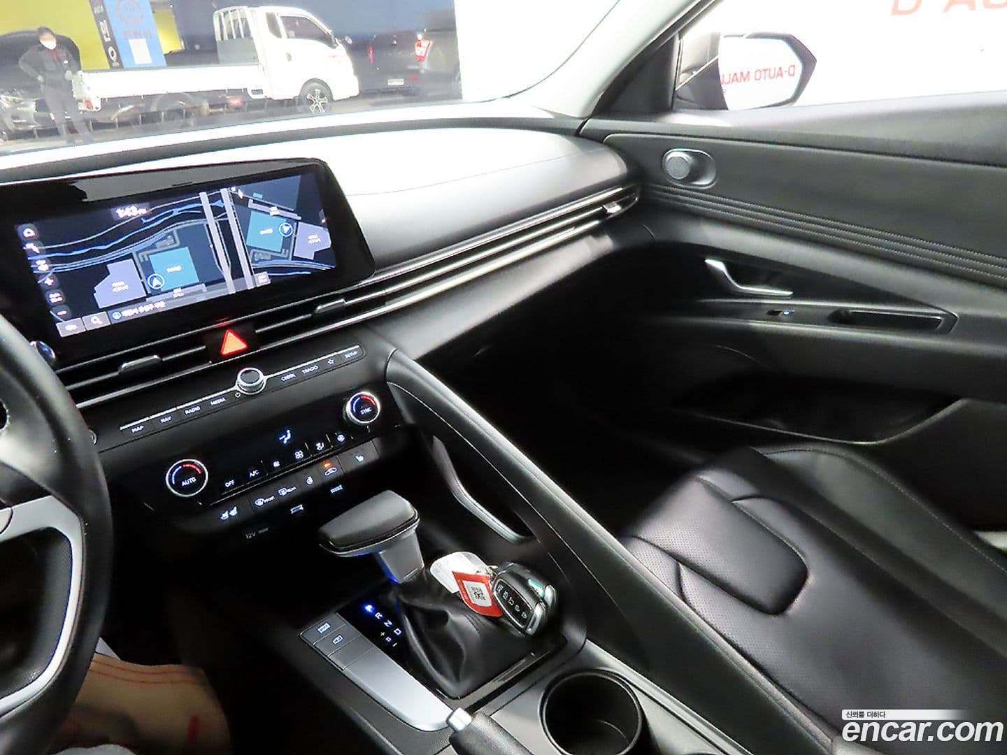 Main__Slider__Photo:AVANTE Hyundai 2022.0-10