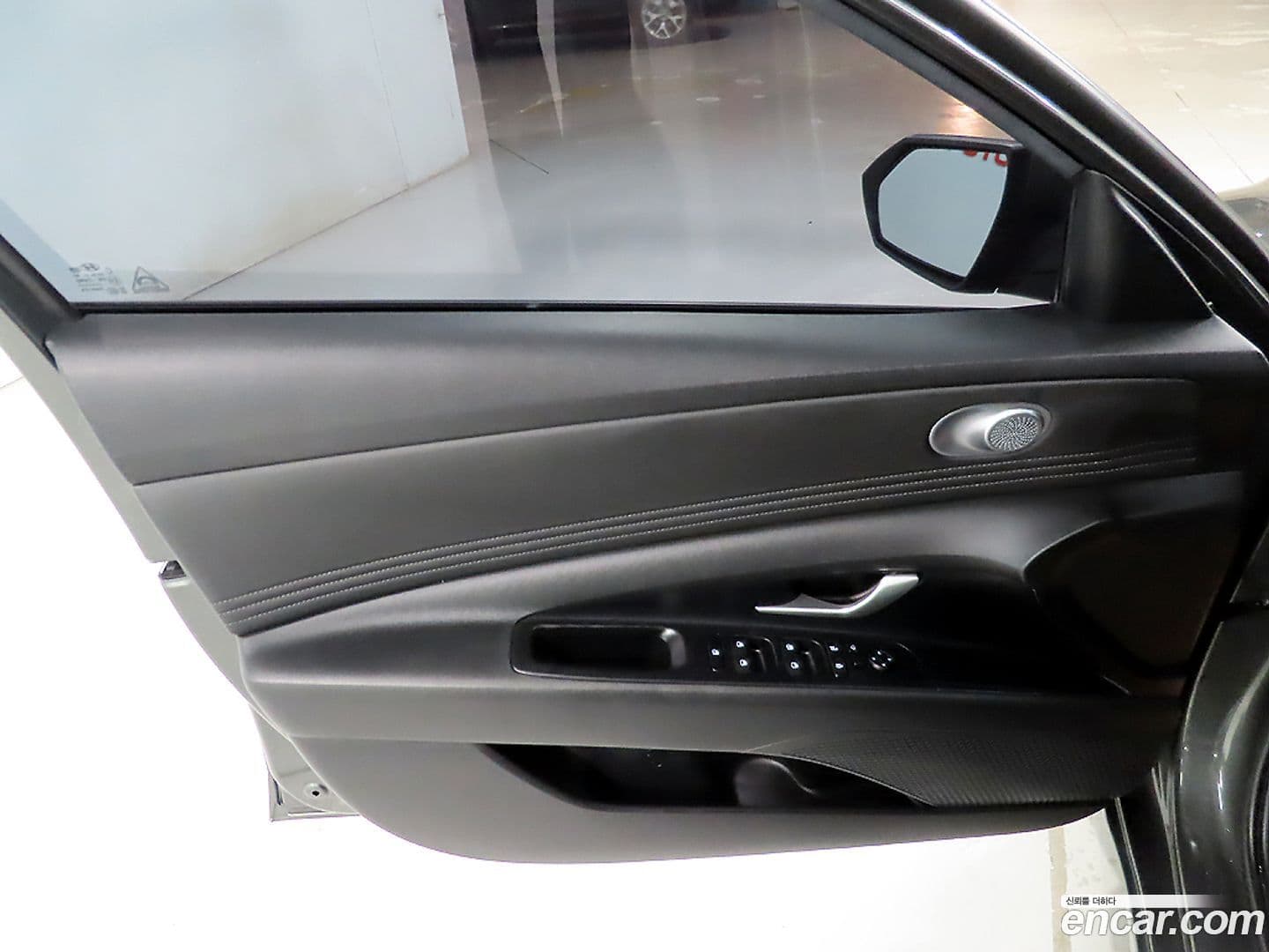 Main__Slider__Photo:AVANTE Hyundai 2022.0-13