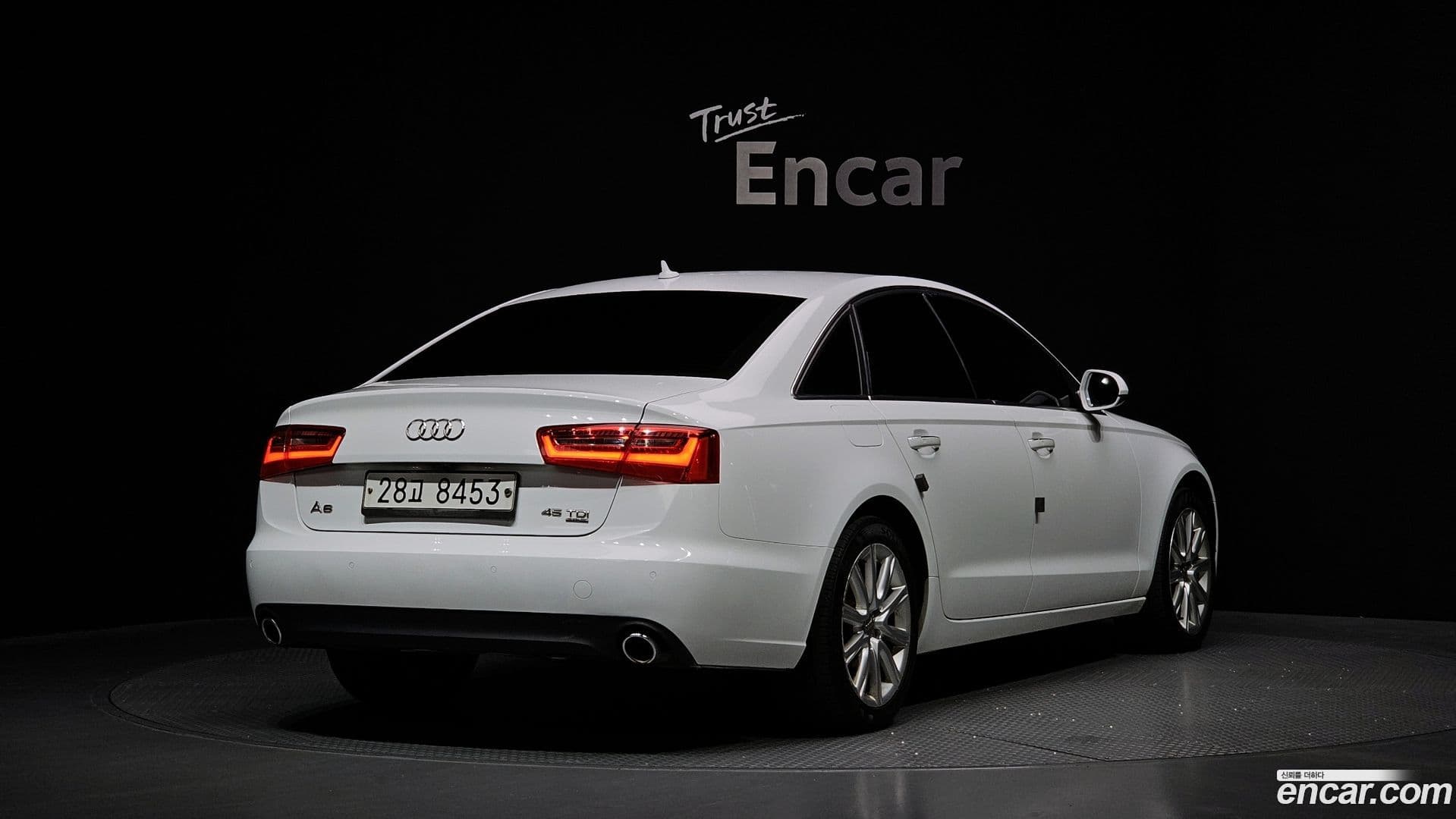 Main__Slider__Photo:A6 Audi 2014.10-1