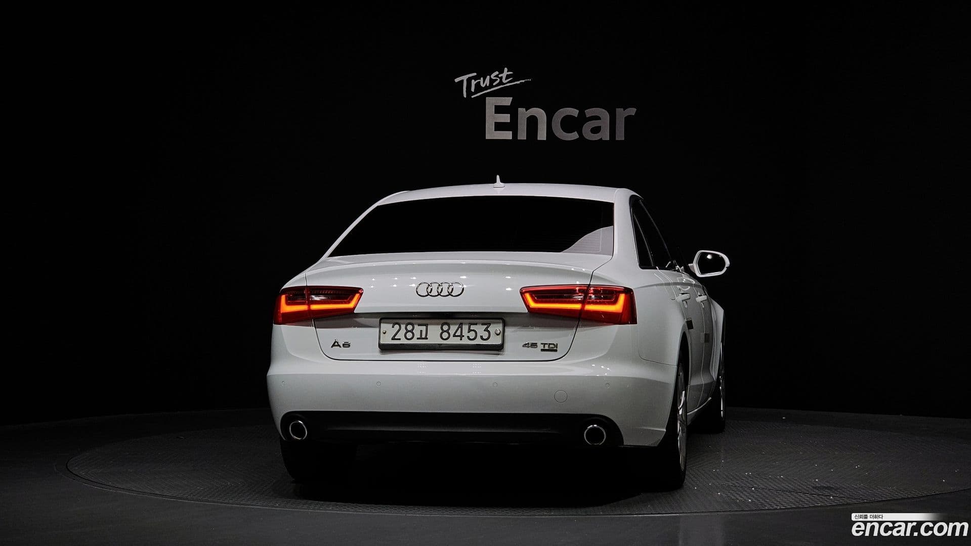 Main__Slider__Photo:A6 Audi 2014.10-3