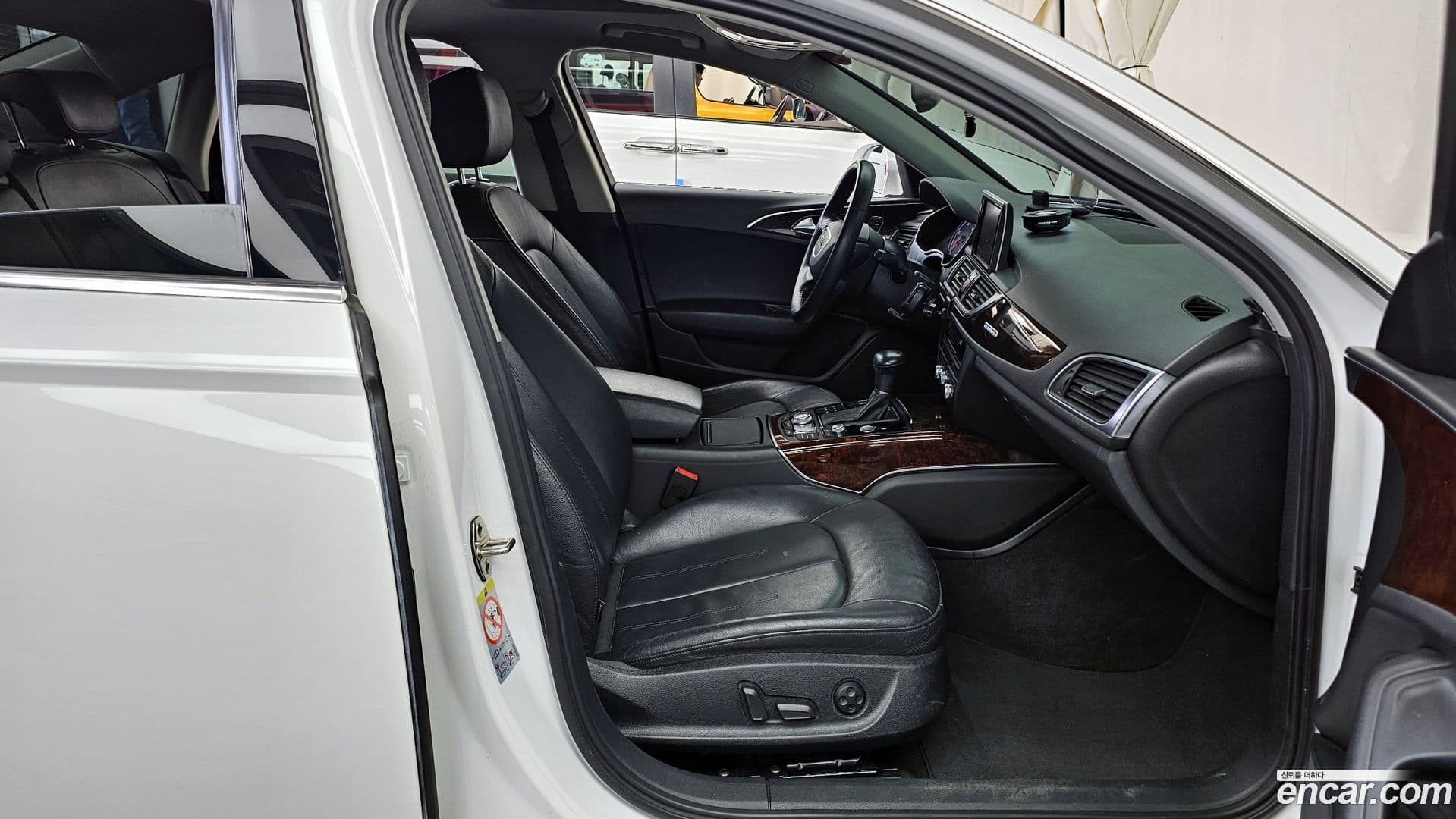 Main__Slider__Photo:A6 Audi 2014.10-10