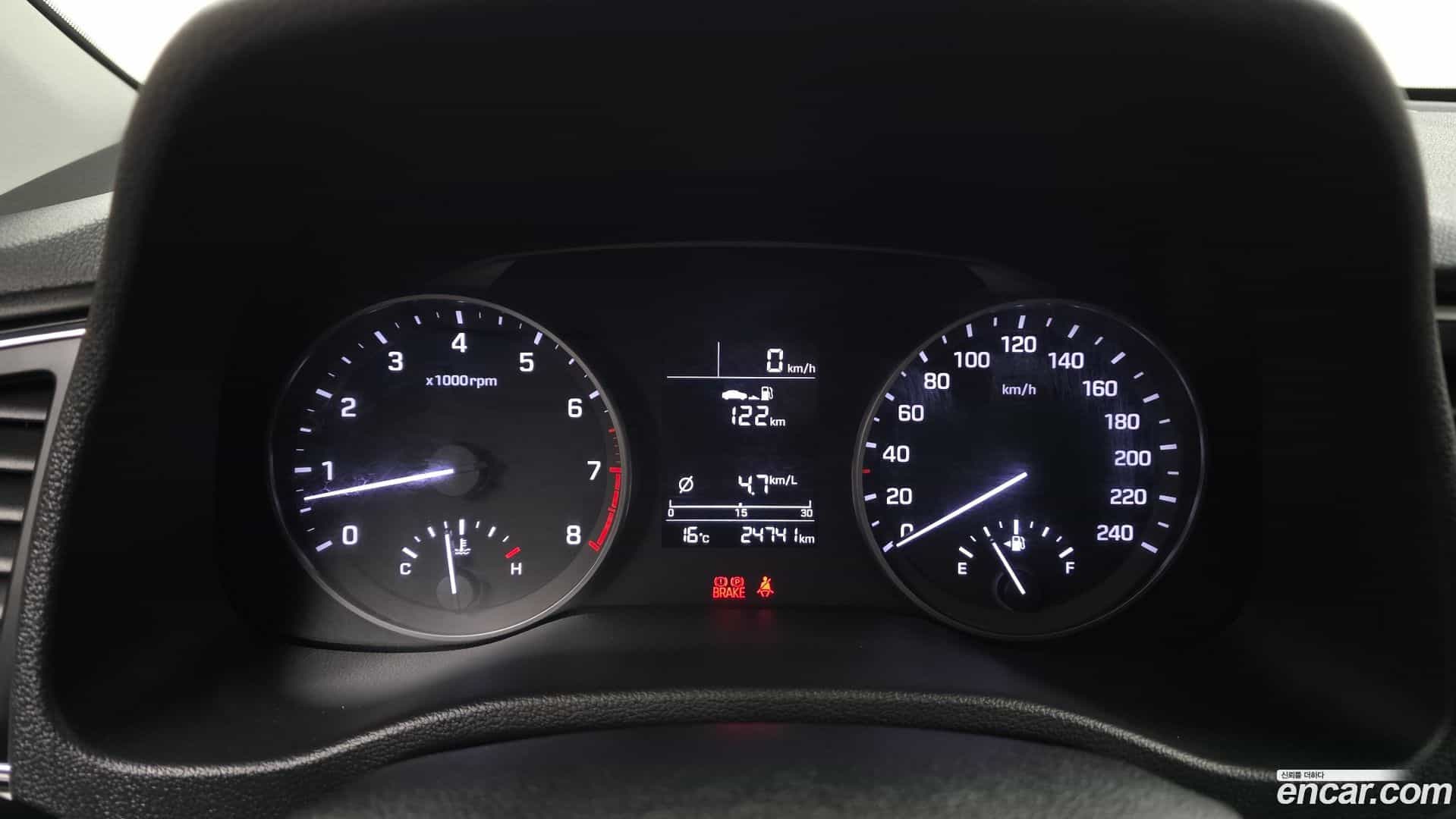 AVANTE Hyundai 2017.5-INNER-008