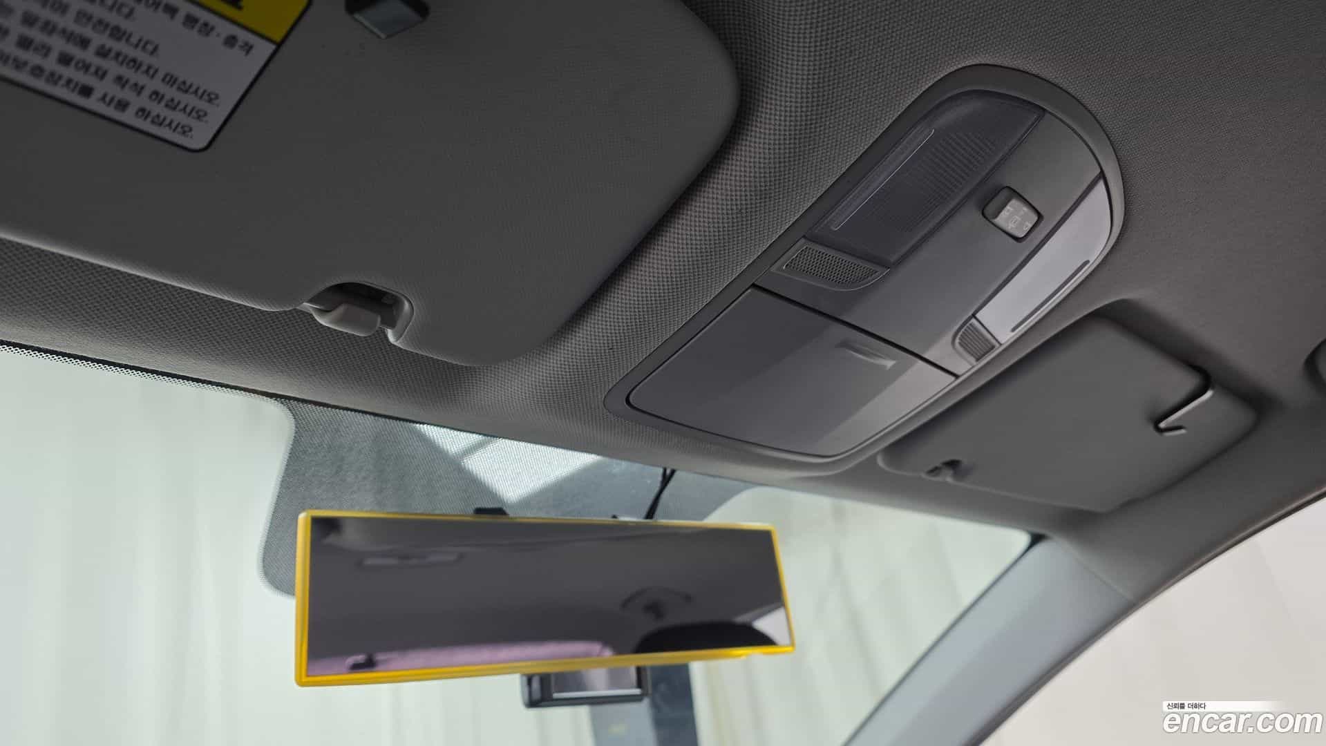 AVANTE Hyundai 2017.5-OPTION-022