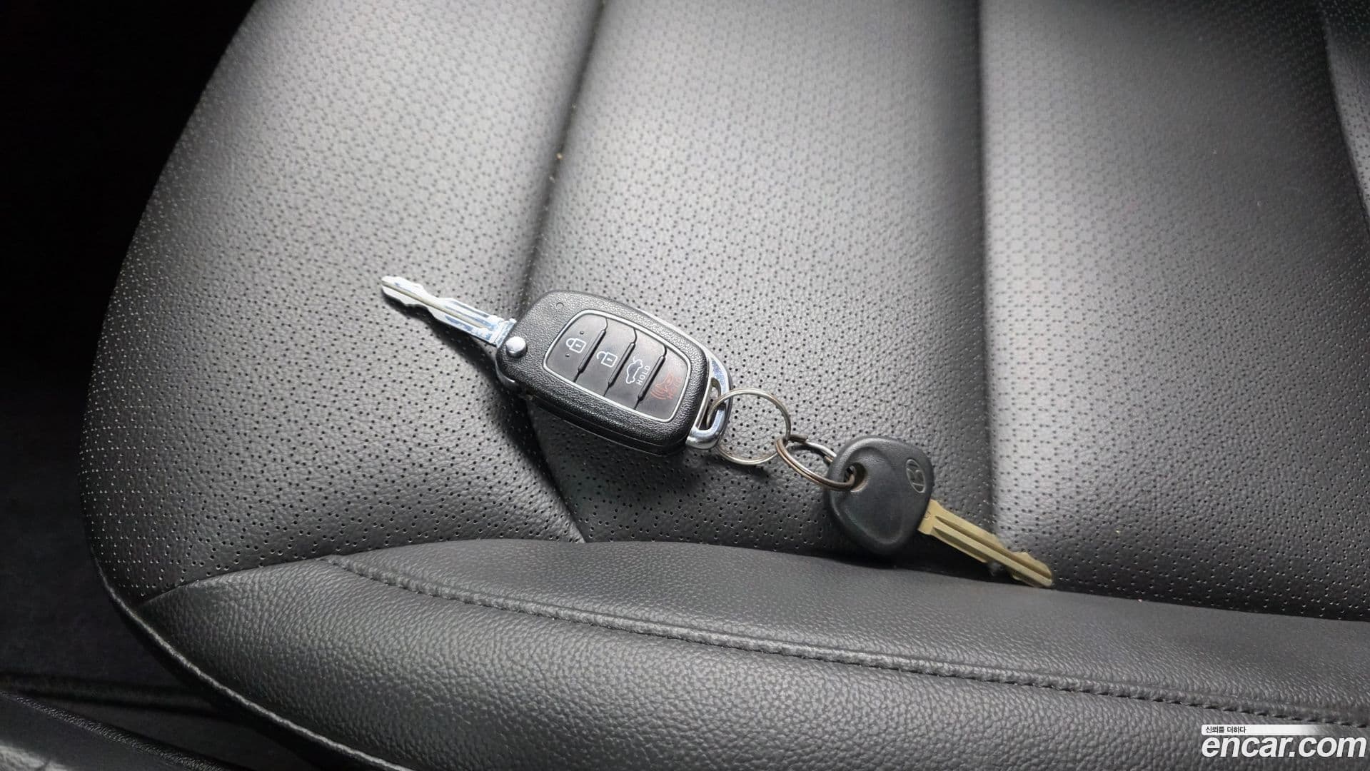 Main__Slider__Photo:AVANTE Hyundai 2017.5-18