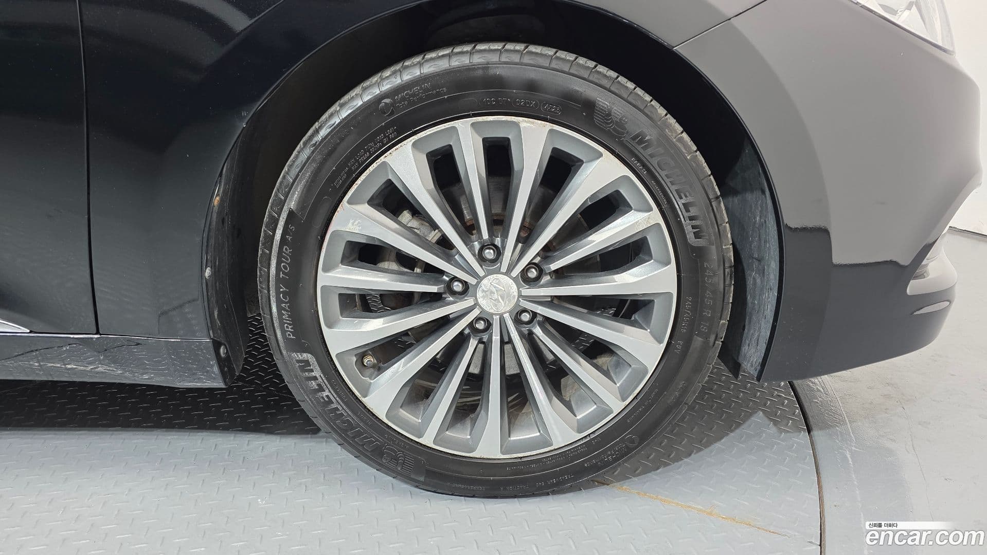 Main__Slider__Photo:Grandeur Hyundai 2013.3-4