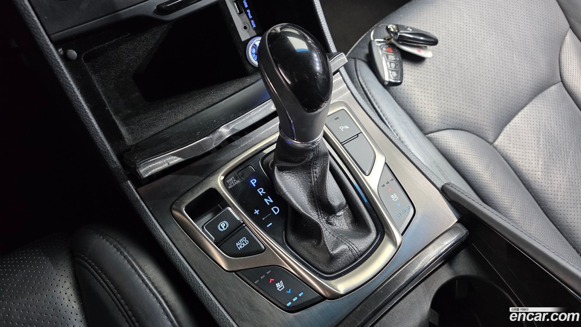 Main__Slider__Photo:Grandeur Hyundai 2013.3-8