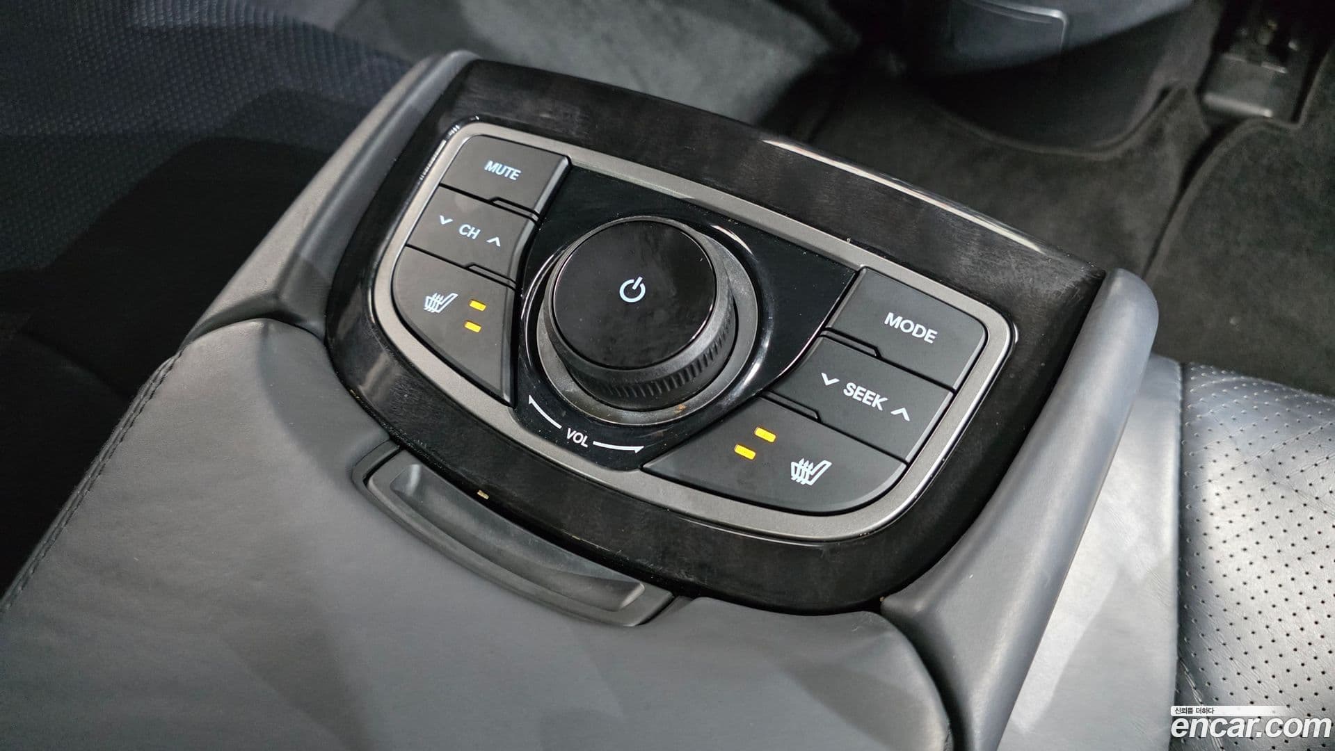 Main__Slider__Photo:Grandeur Hyundai 2013.3-17