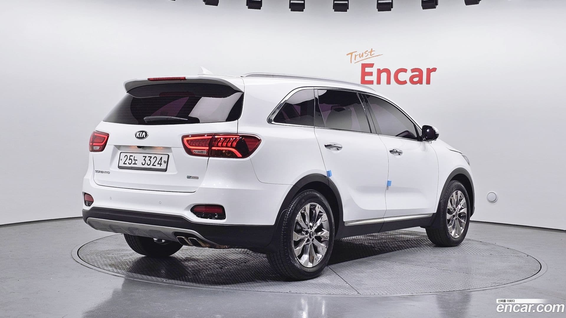 Main__Slider__Photo:Sorento Kia 2018.2-1