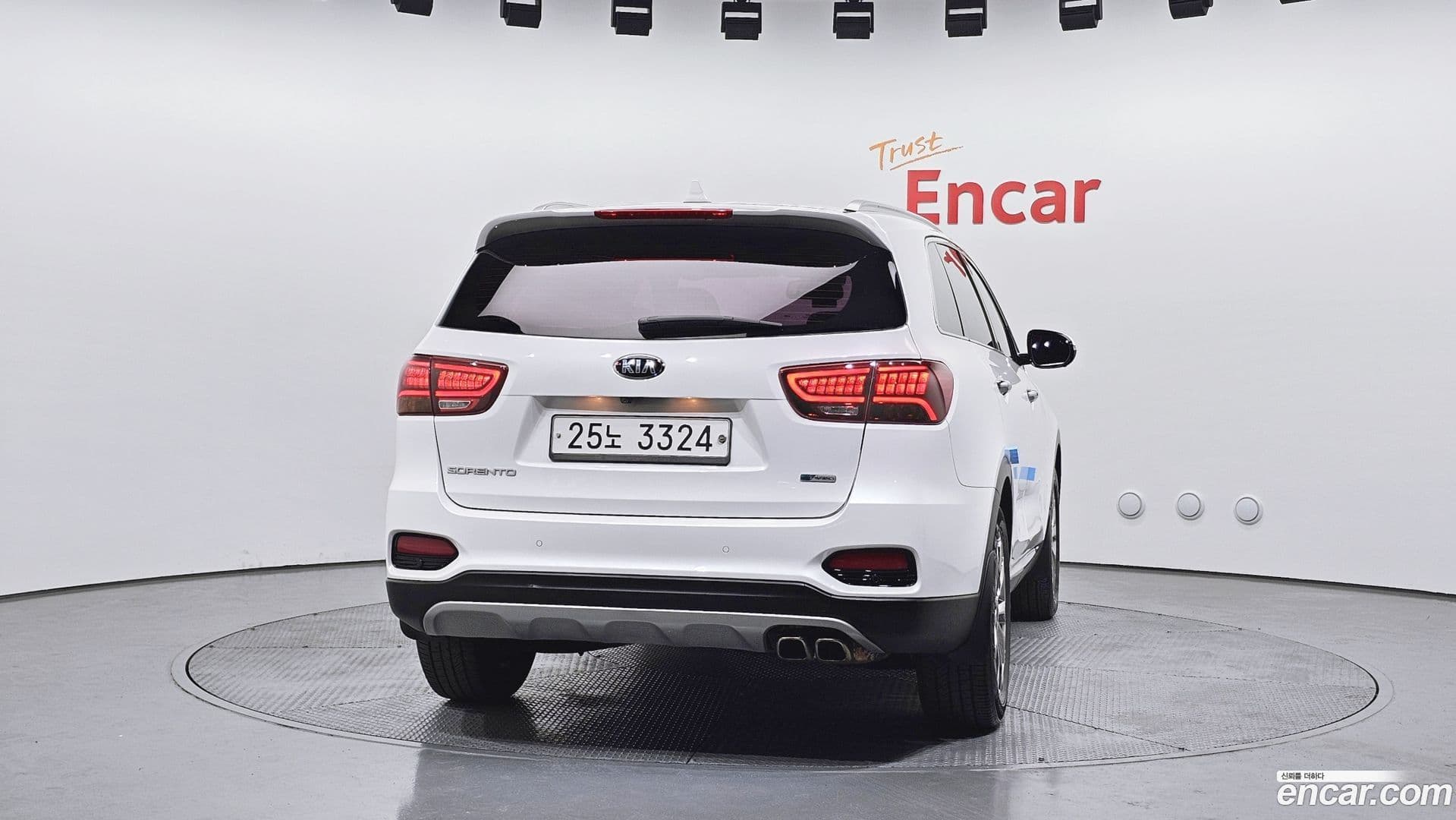 Main__Slider__Photo:Sorento Kia 2018.2-3