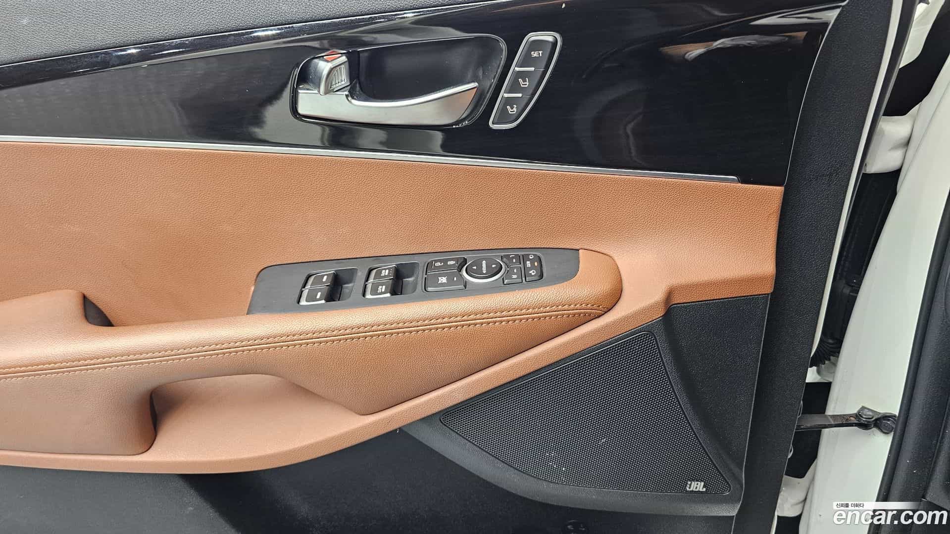 Sorento Kia 2018.2-OPTION-017