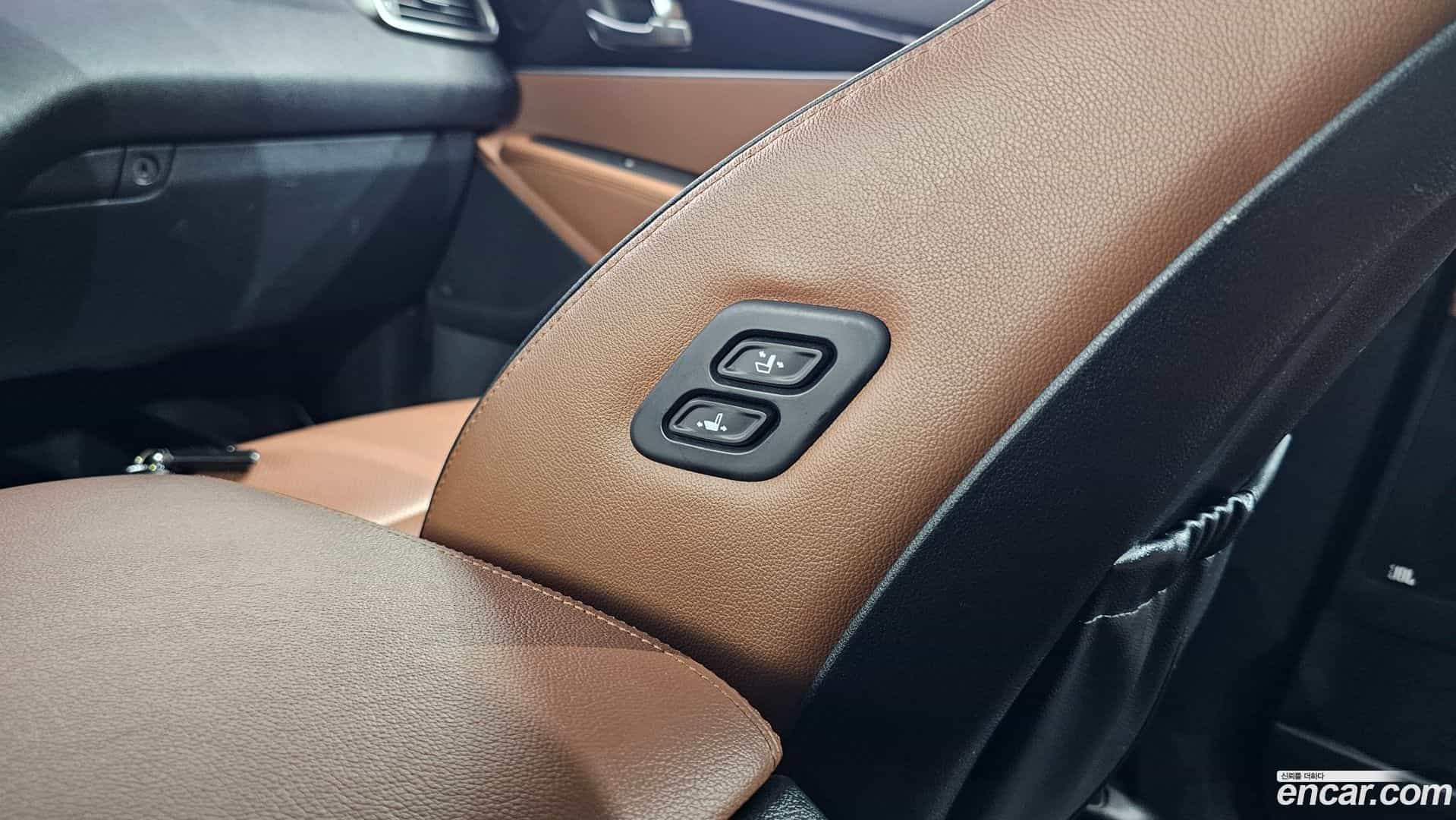 Sorento Kia 2018.2-OPTION-023