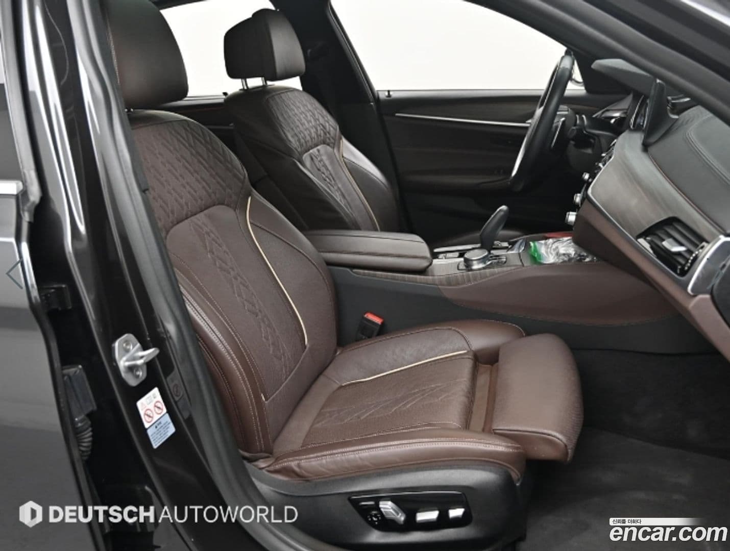 Main__Slider__Photo:5-Series BMW 2018.1-9