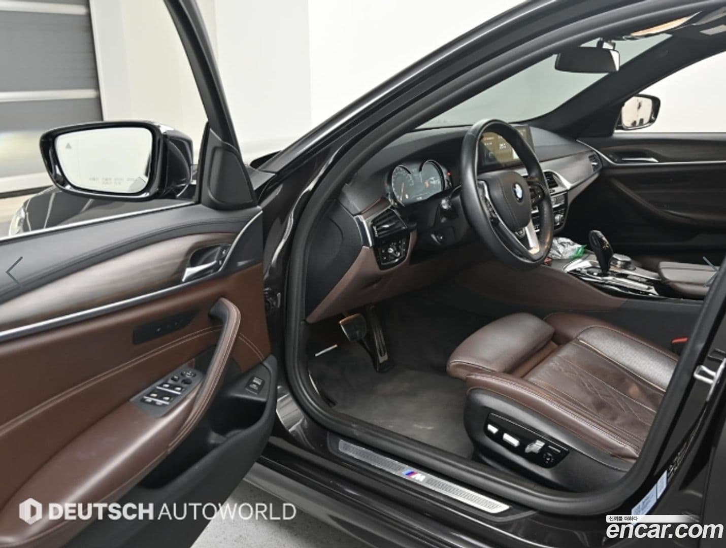 Main__Slider__Photo:5-Series BMW 2018.1-10