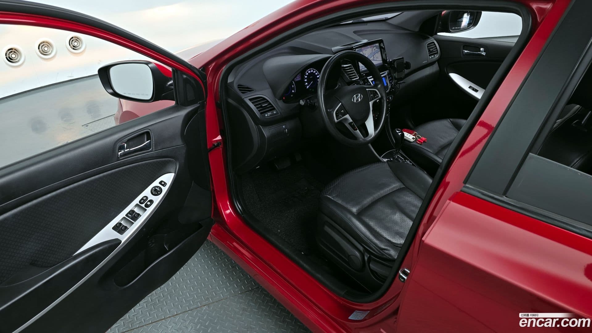 Main__Slider__Photo:Accent Hyundai 2011.1-10