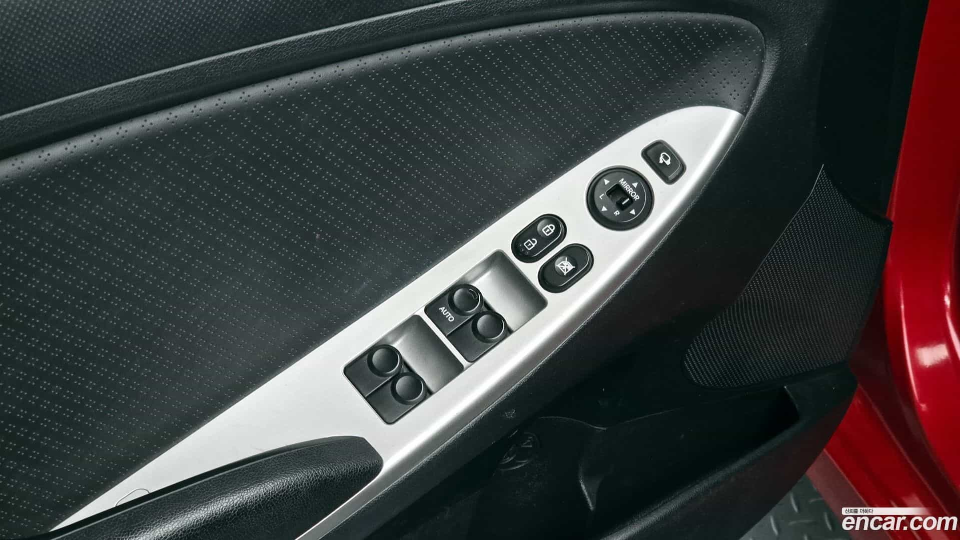 Accent Hyundai 2011.1-OPTION-021