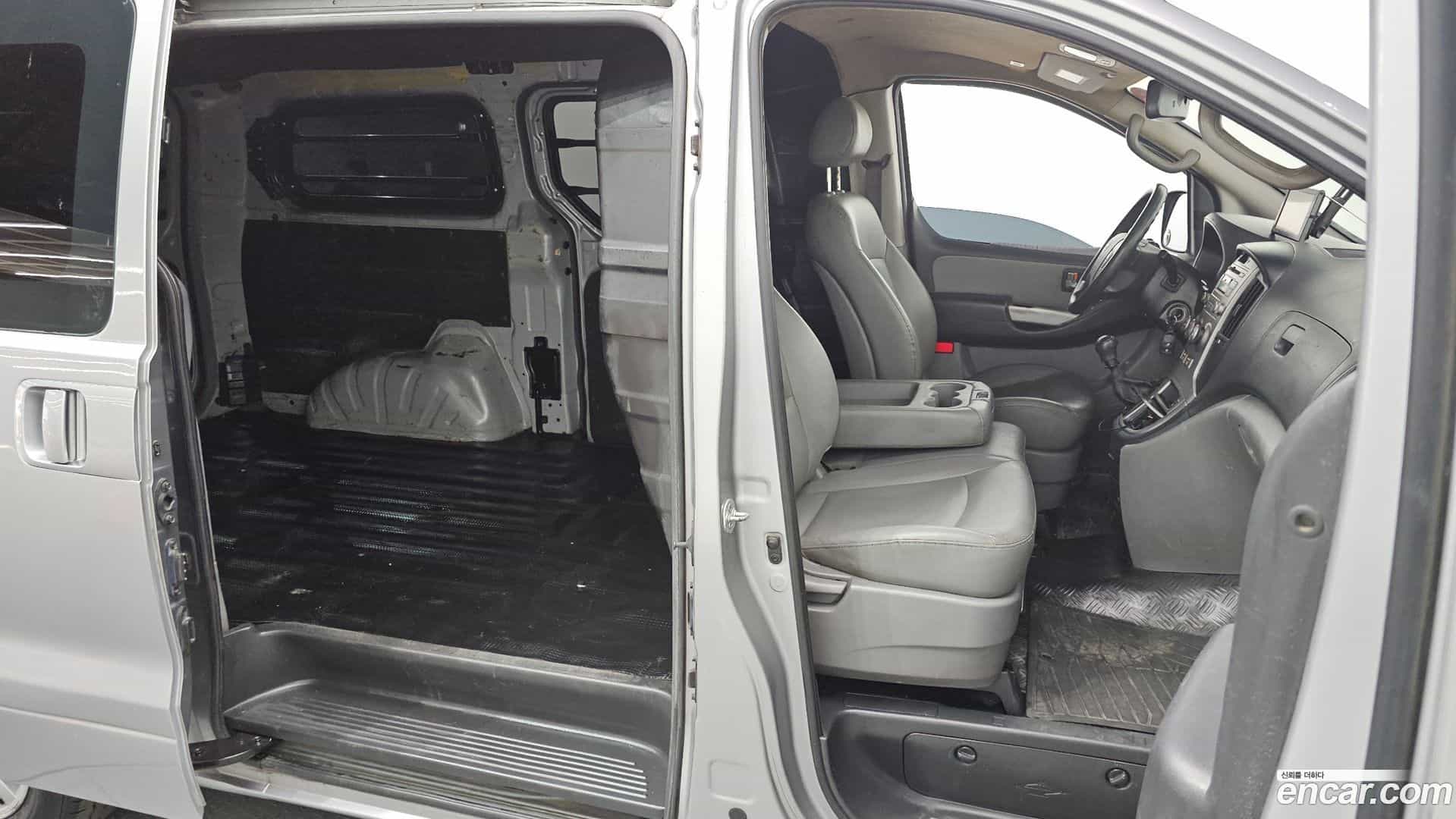 Starex Hyundai 2012.10-OPTION-015