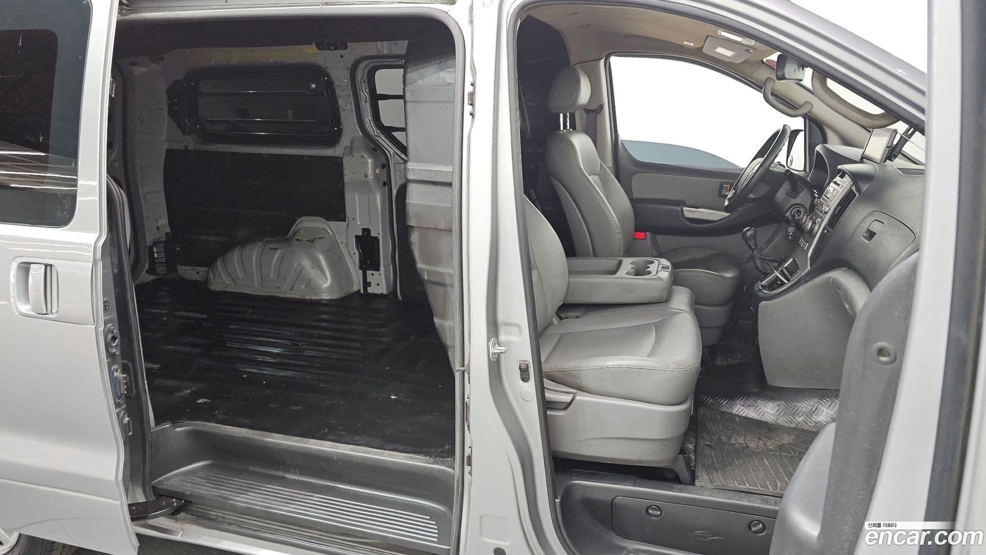 Main__Slider__Photo:Starex Hyundai 2012.10-10