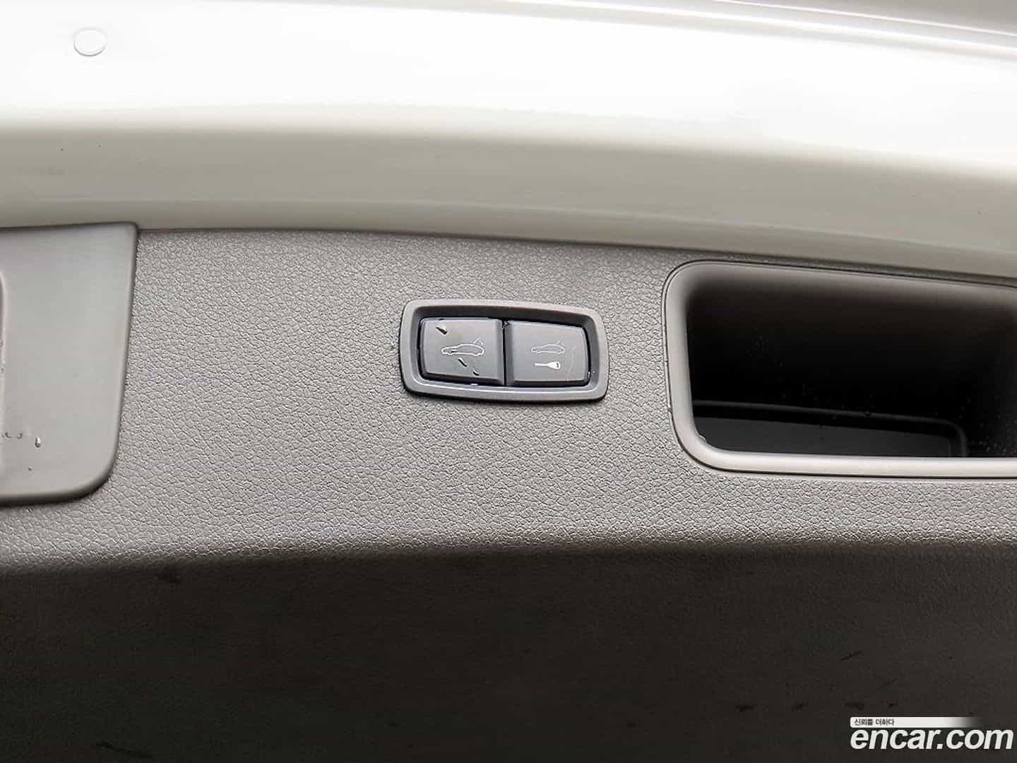 Macan Porsche 2021.6-OPTION-019