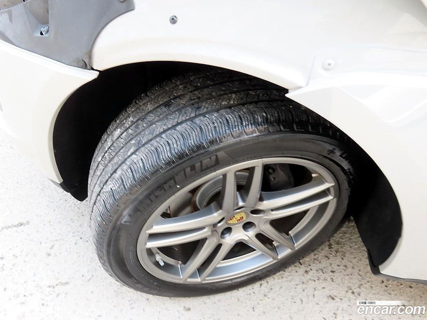 Main__Slider__Photo:Macan Porsche 2021.6-19