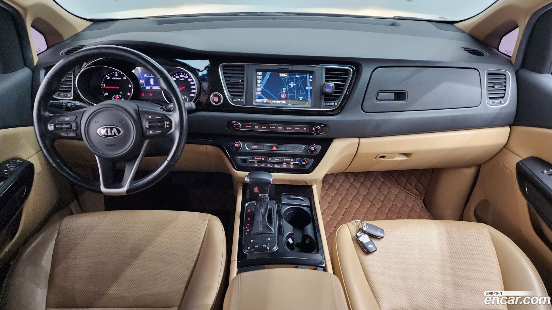 Main__Slider__Photo:Canival Kia 2017.0-6