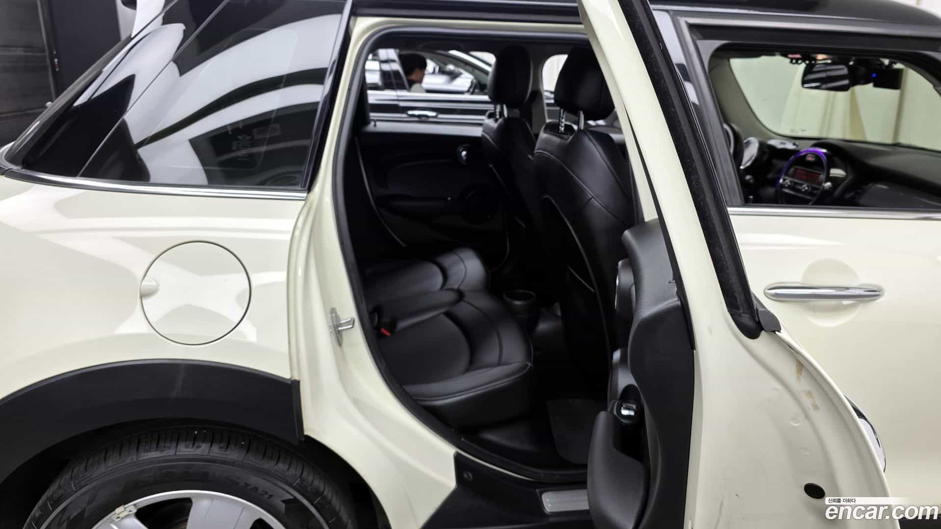 Cooper Mini 2015.6-OPTION-016