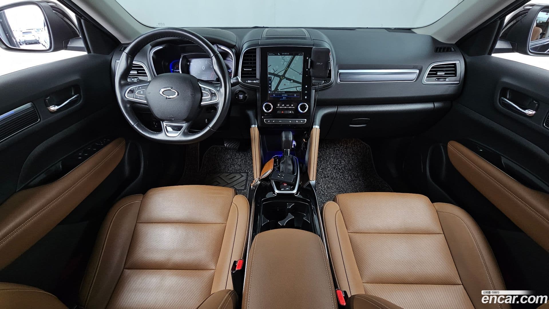 Main__Slider__Photo:QM6 Renault-KoreaSamsung 2022.1-6