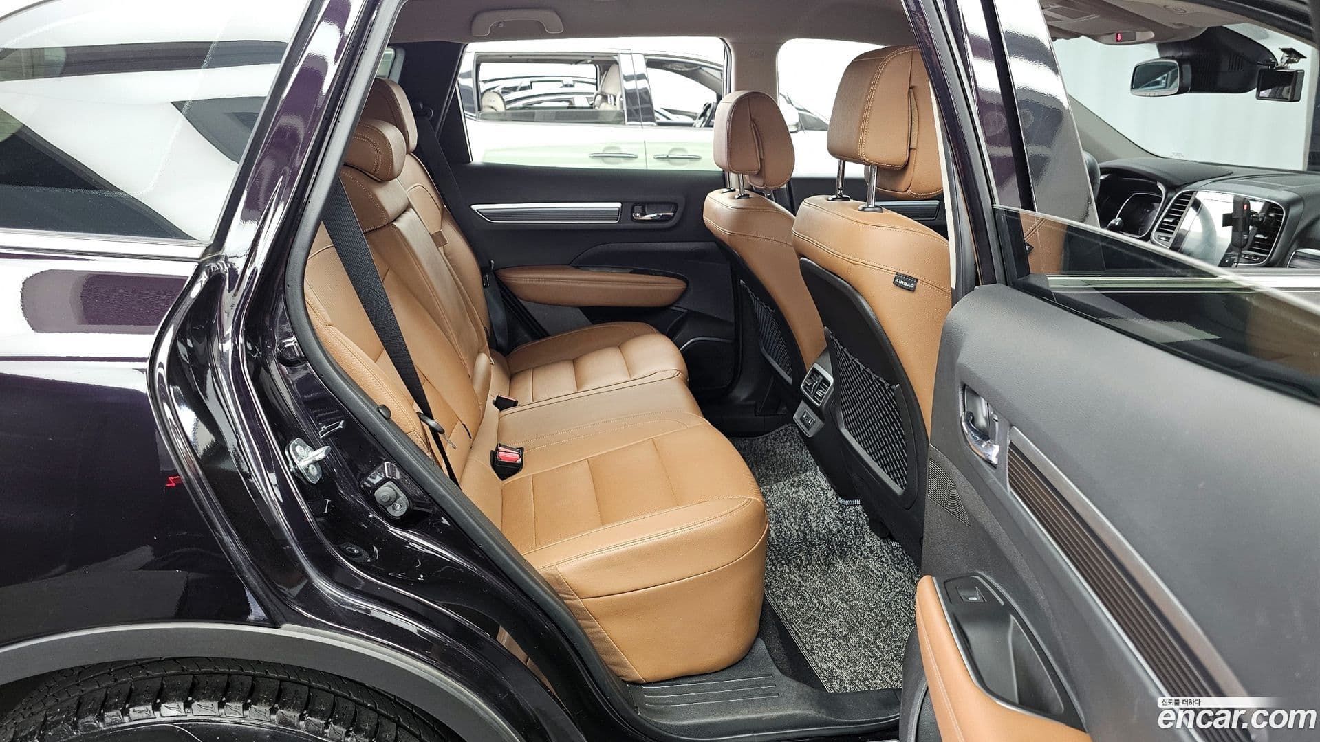 Main__Slider__Photo:QM6 Renault-KoreaSamsung 2022.1-11