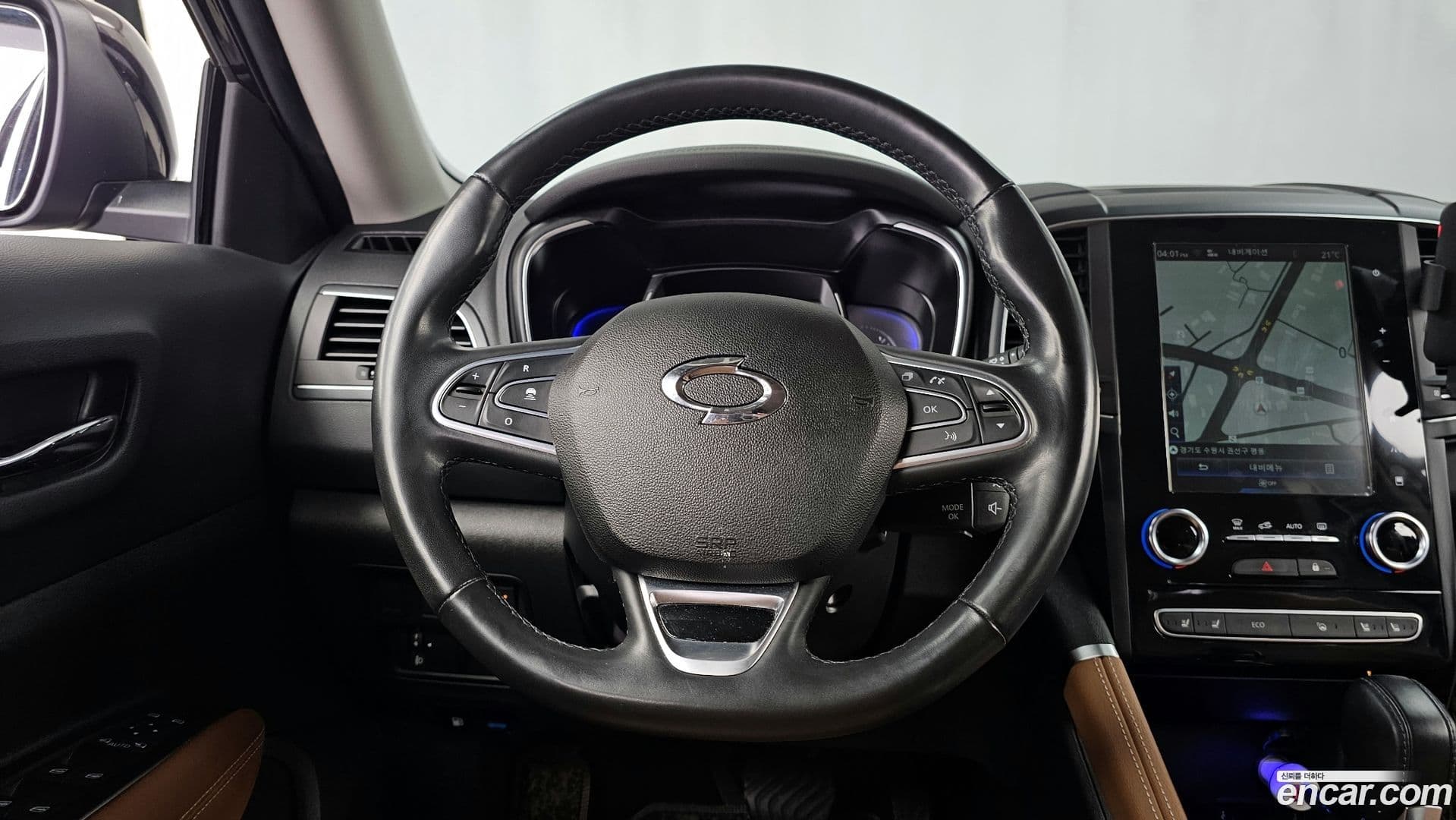 Main__Slider__Photo:QM6 Renault-KoreaSamsung 2022.1-12