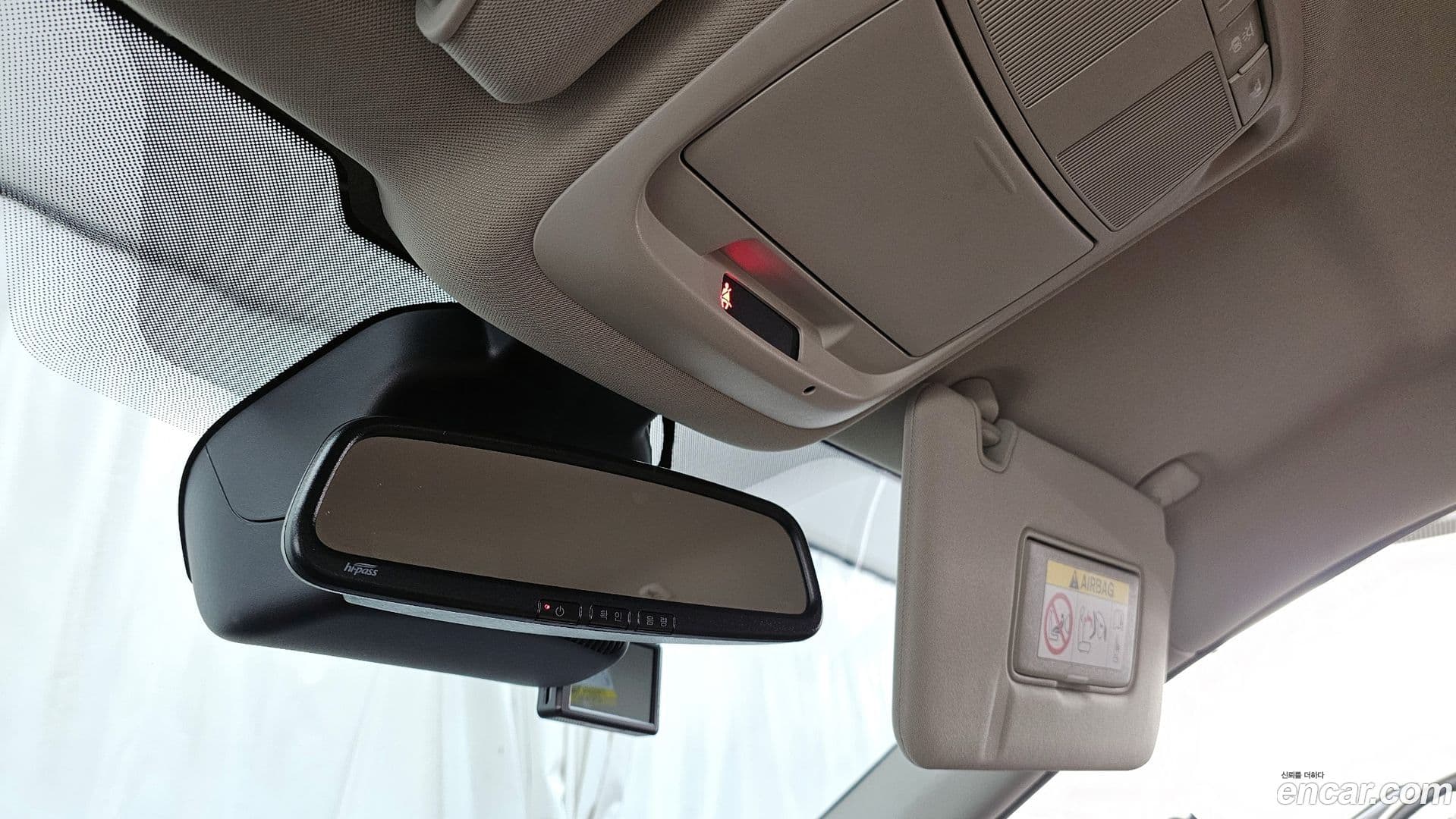 Main__Slider__Photo:QM6 Renault-KoreaSamsung 2022.1-16