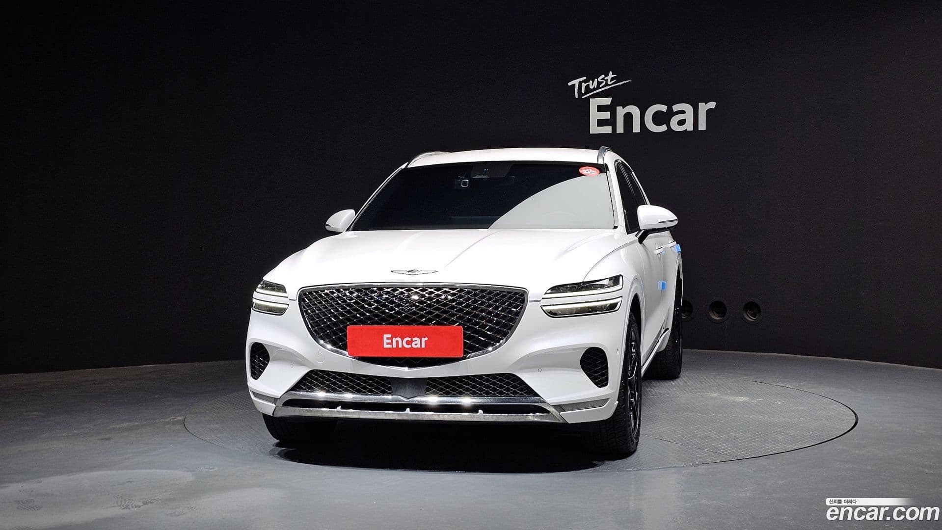 Main__Slider__Photo:GV70 Genesis 2021.1-2