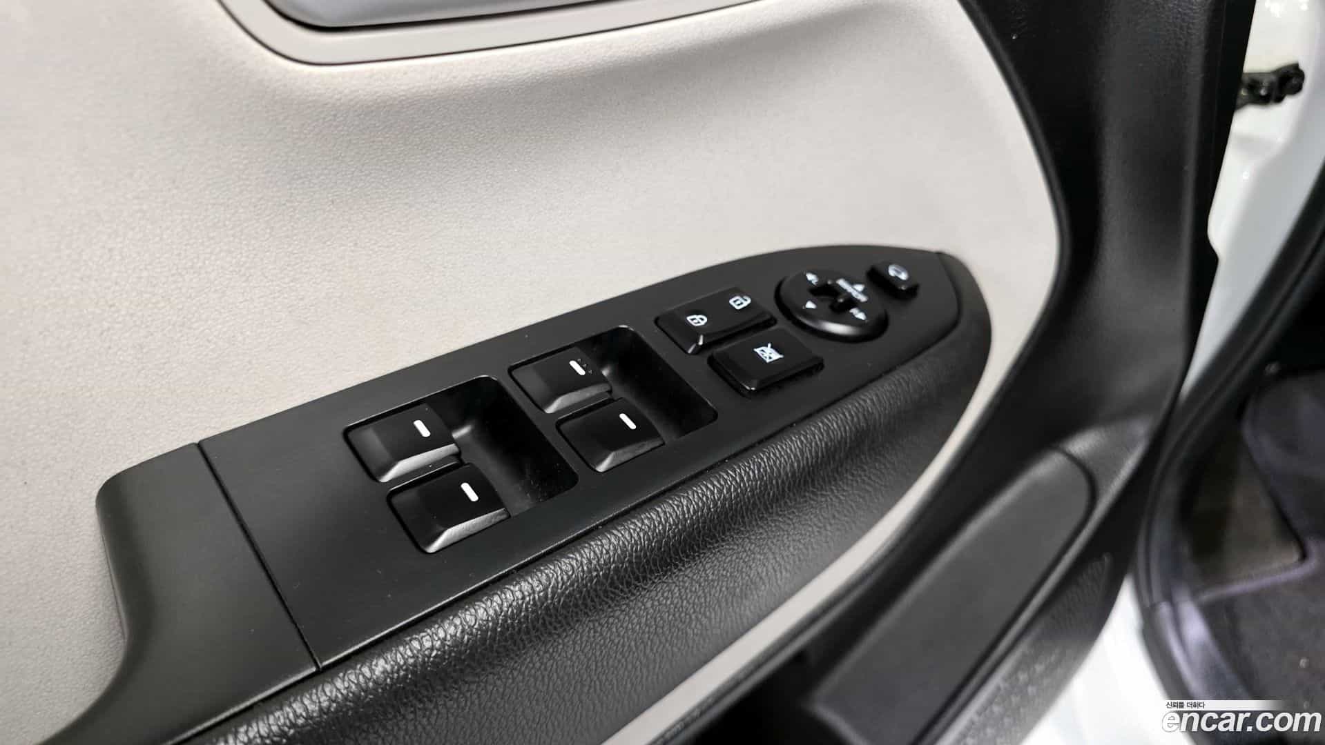 RAY Kia 2023.4-OPTION-018