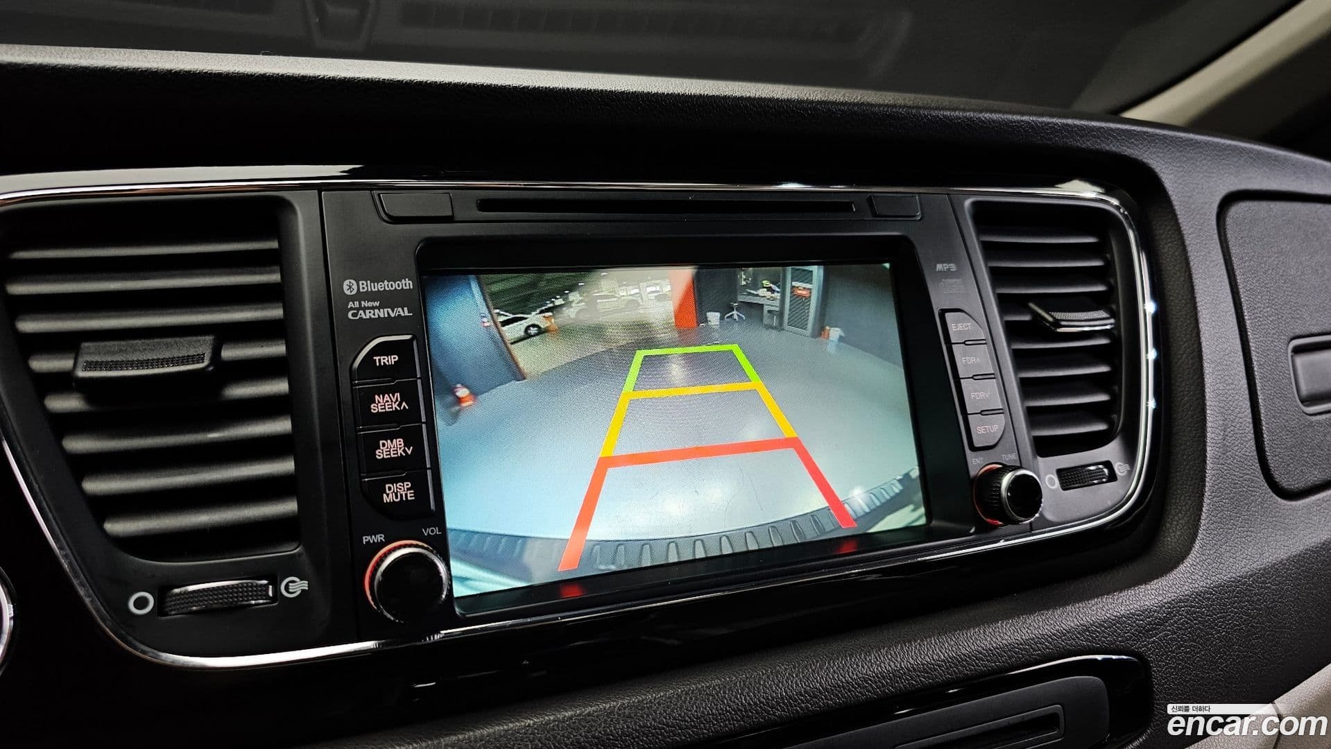 Main__Slider__Photo:Canival Kia 2015.3-14