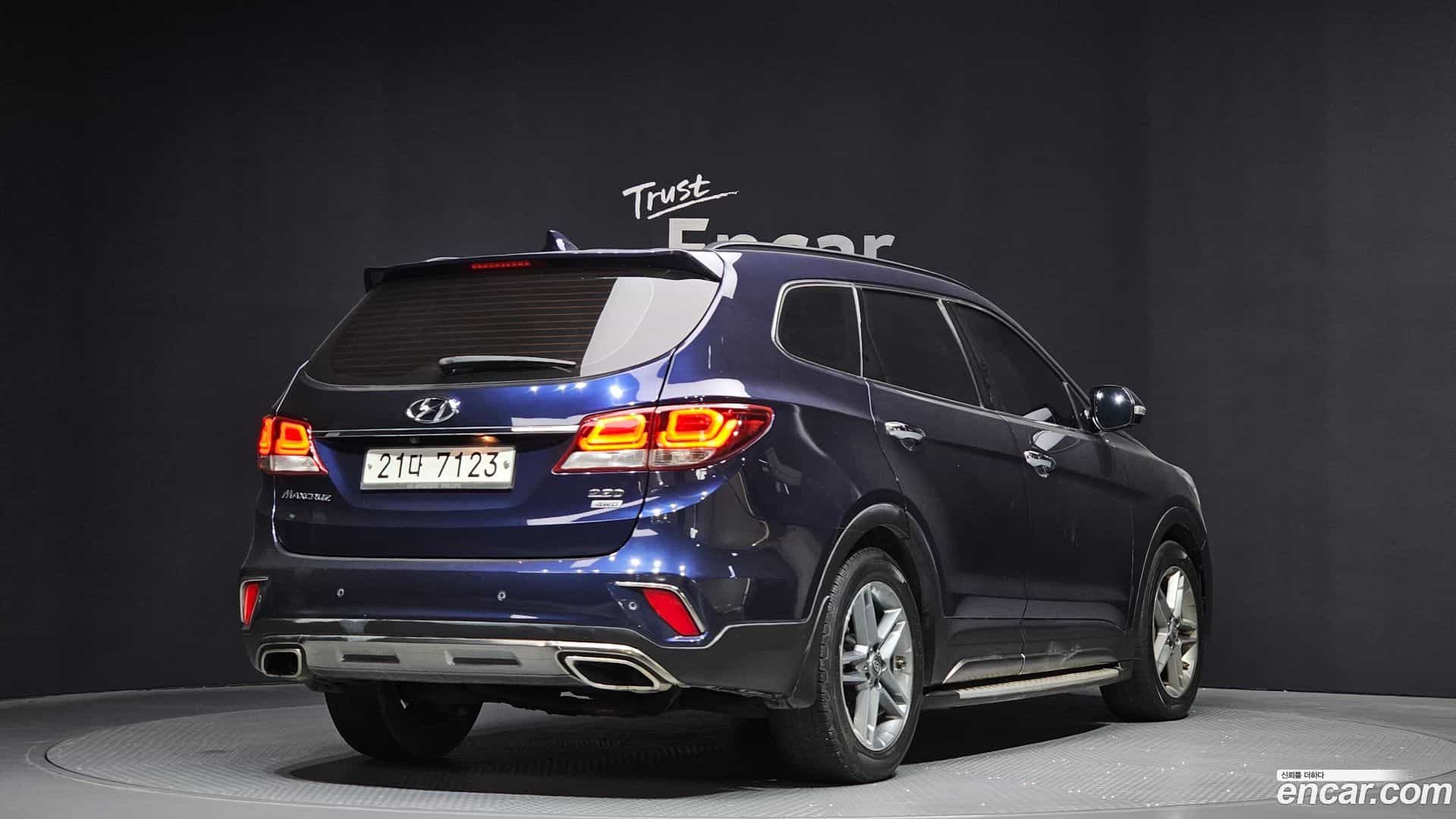 Maxcruz Hyundai 2017.0-OUTER-002