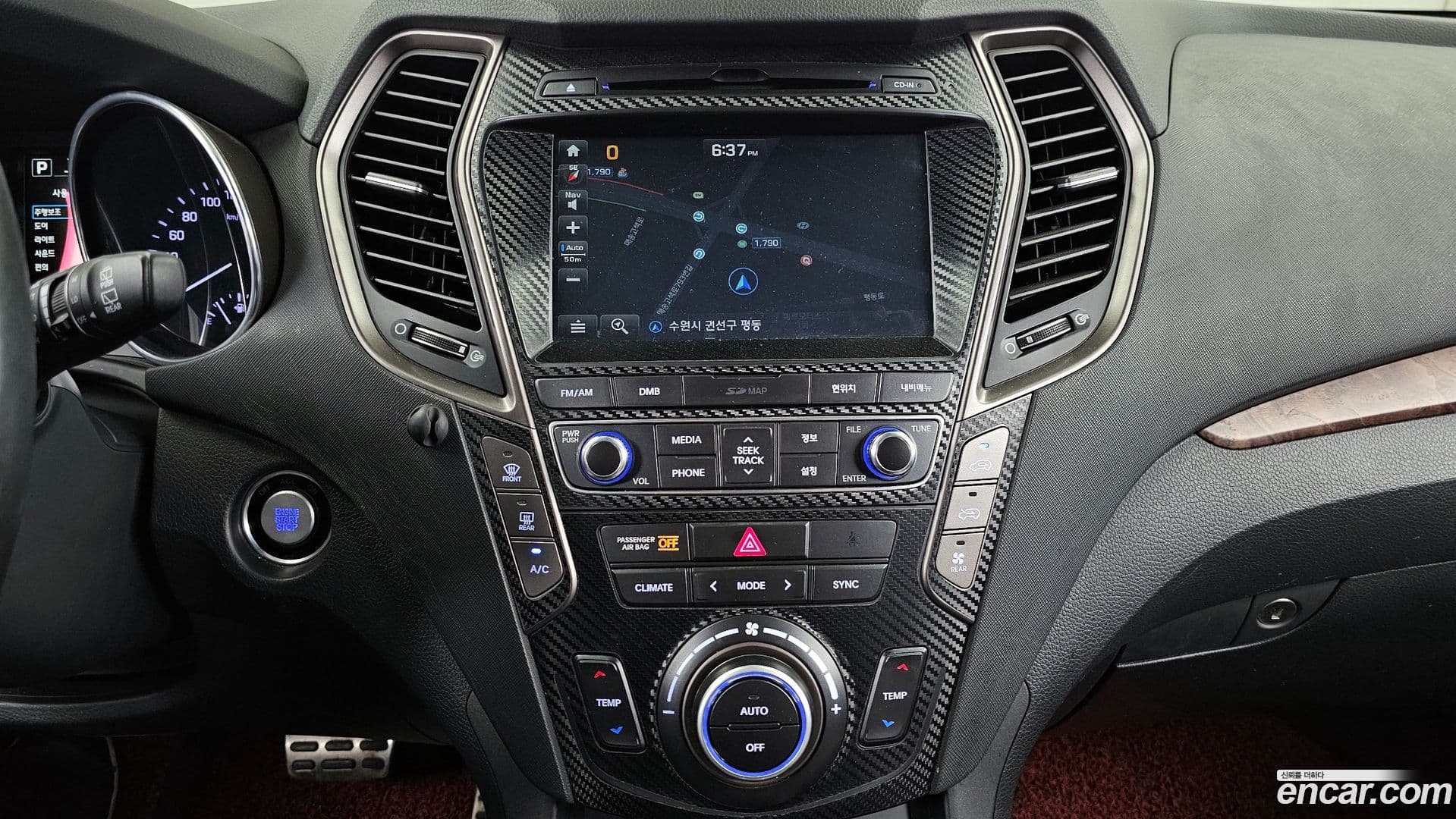 Main__Slider__Photo:Maxcruz Hyundai 2017.0-13