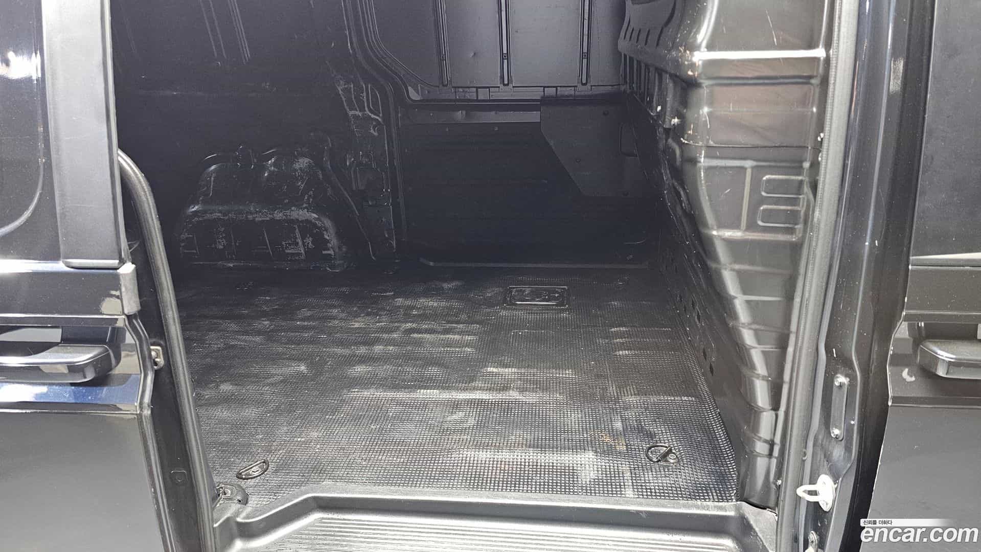 Staria Hyundai 2021.5-OPTION-023