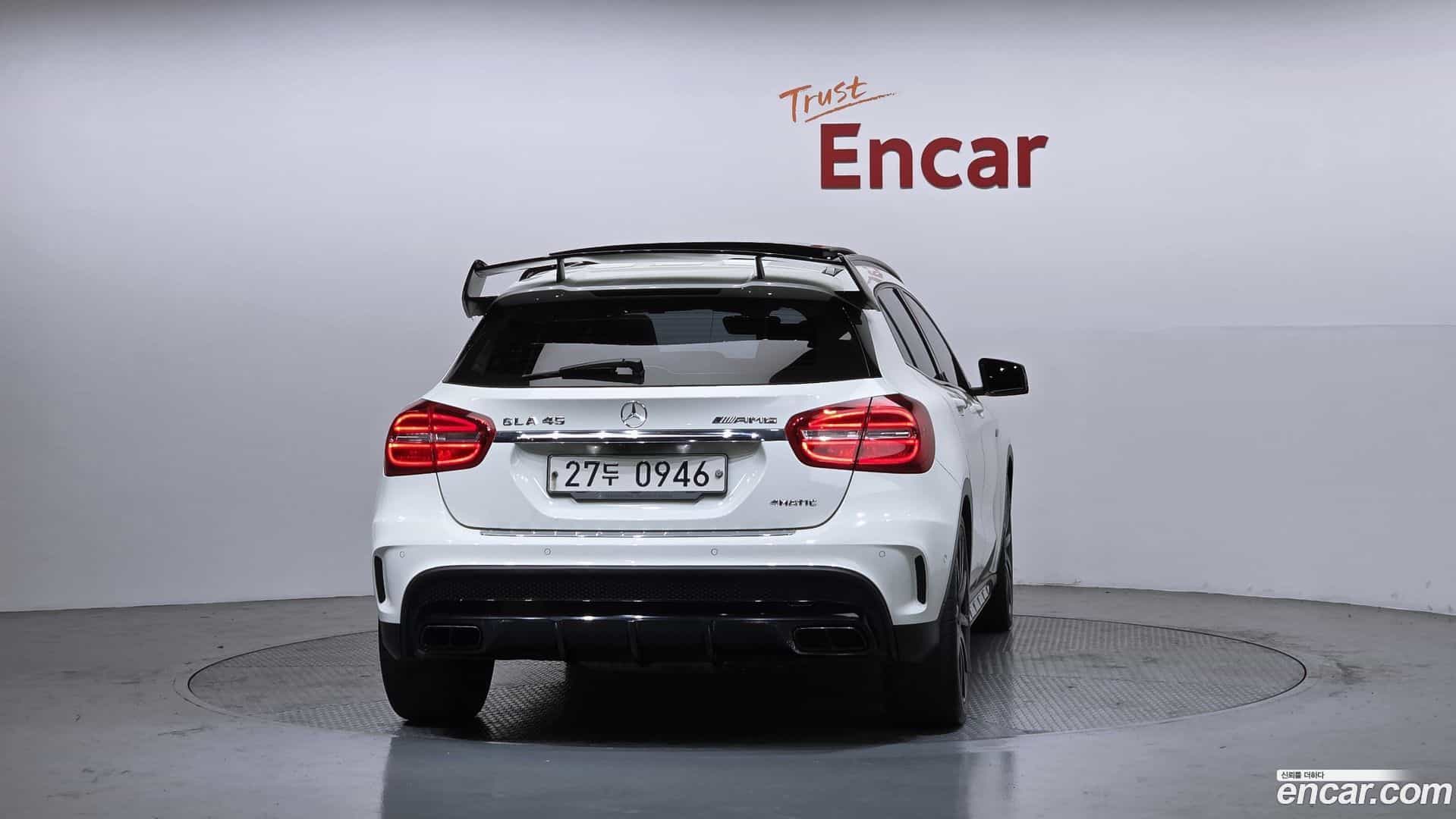 GLA-Class Mercedes-Benz 2015.8-OUTER-004