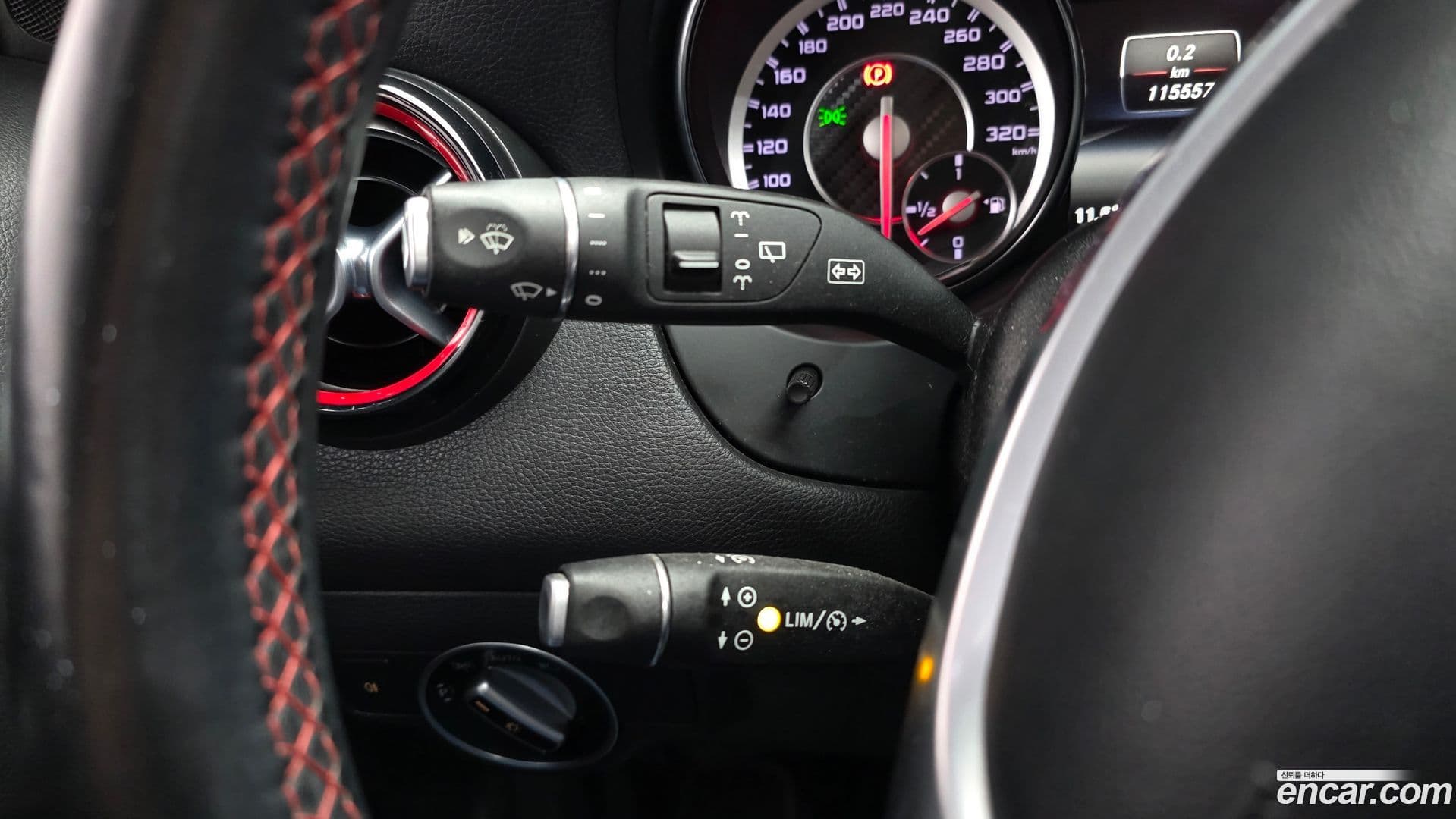 Main__Slider__Photo:GLA-Class Mercedes-Benz 2015.8-17