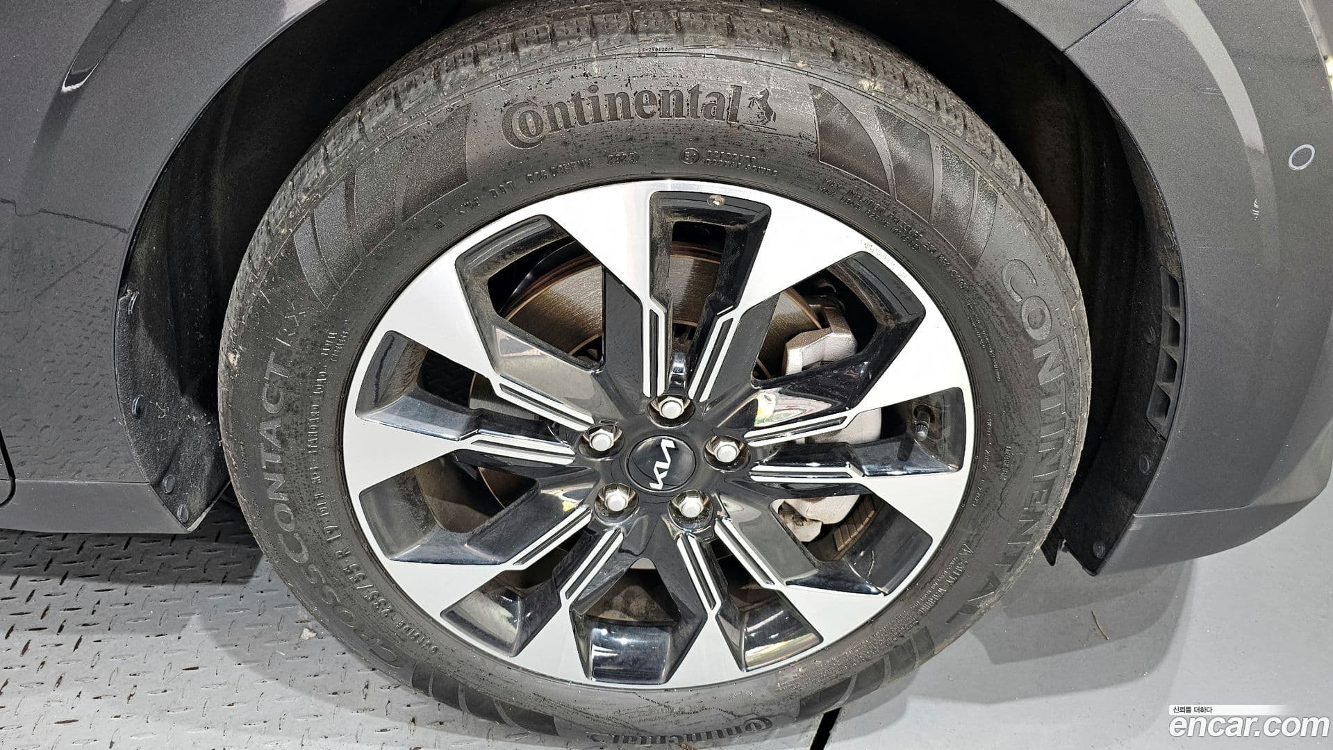 Main__Slider__Photo:Canival Kia 2023.8-4