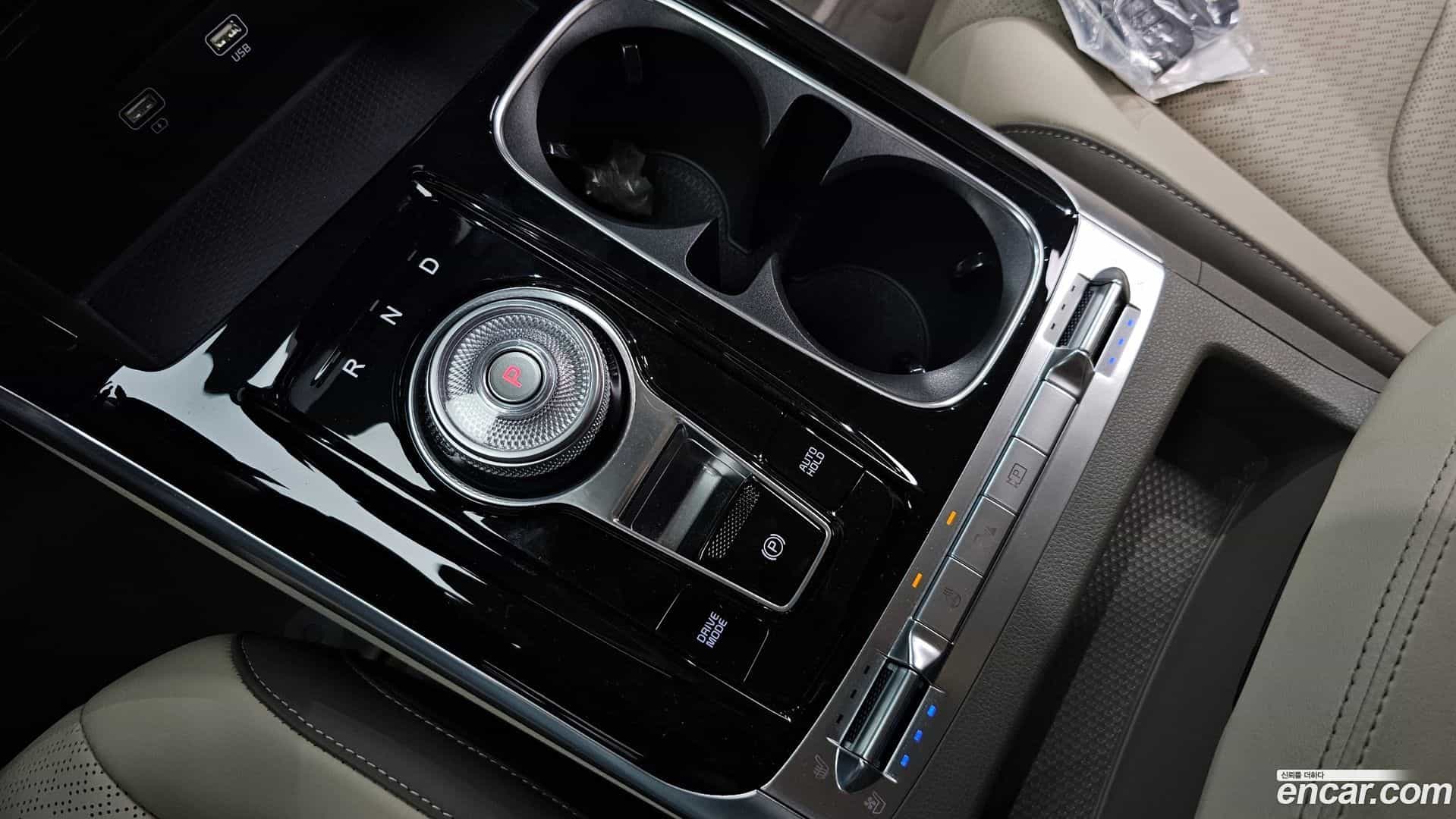 Canival Kia 2023.8-INNER-009