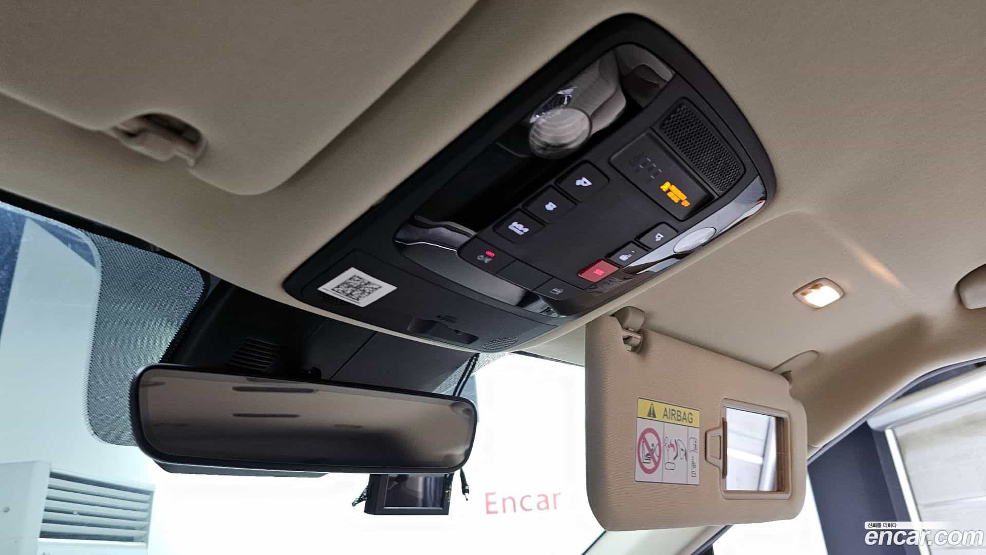 Canival Kia 2023.8-OPTION-022