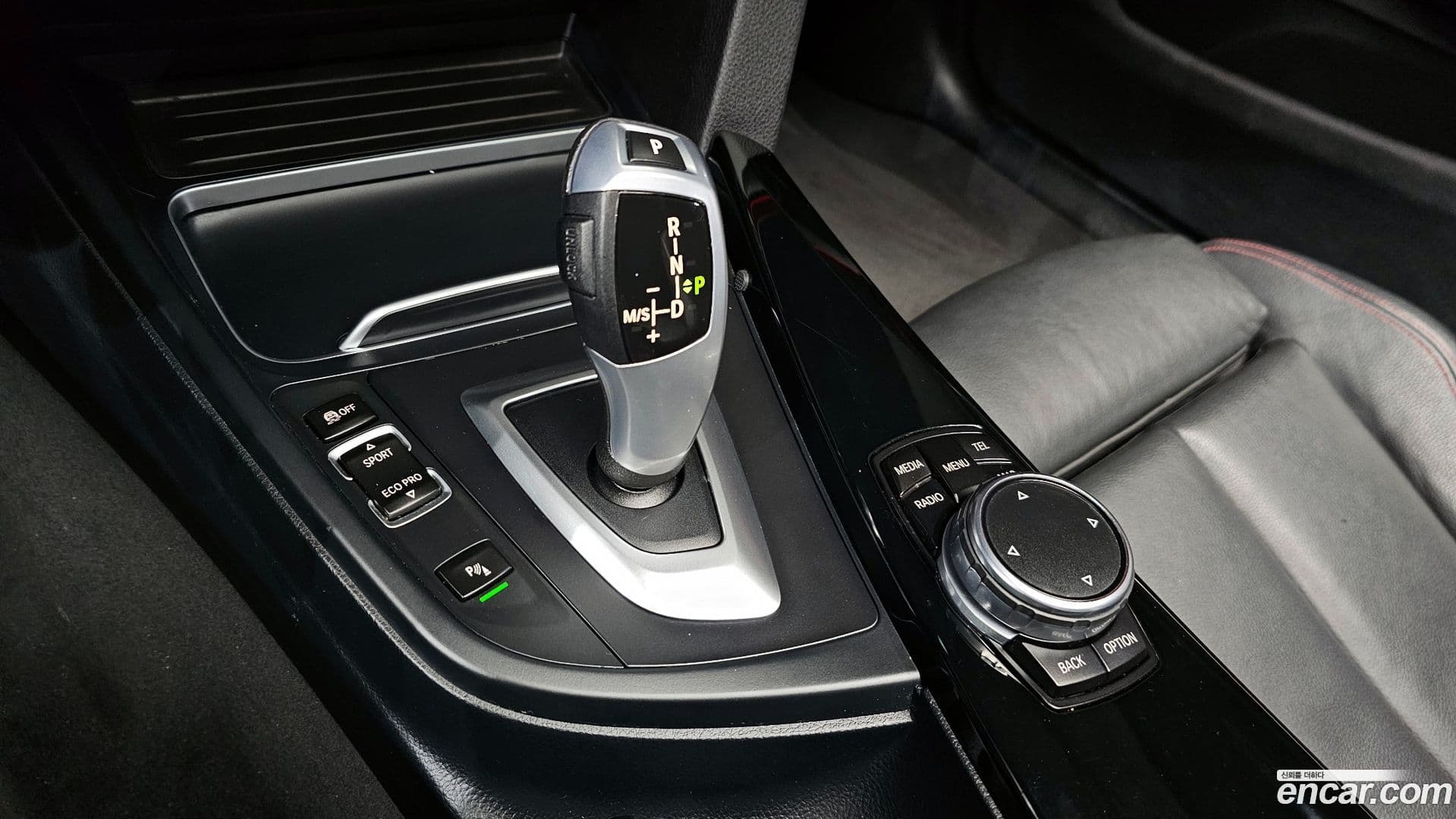 Main__Slider__Photo:4-Series BMW 2016.11-8