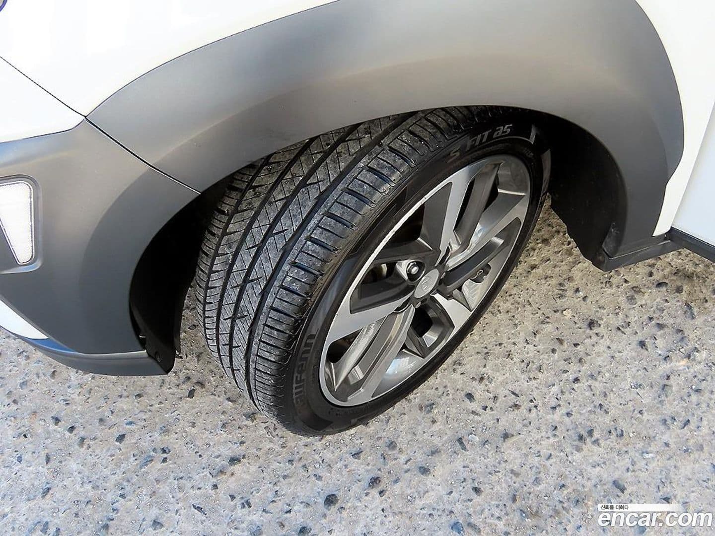 Main__Slider__Photo:Kona Hyundai 2018.5-19