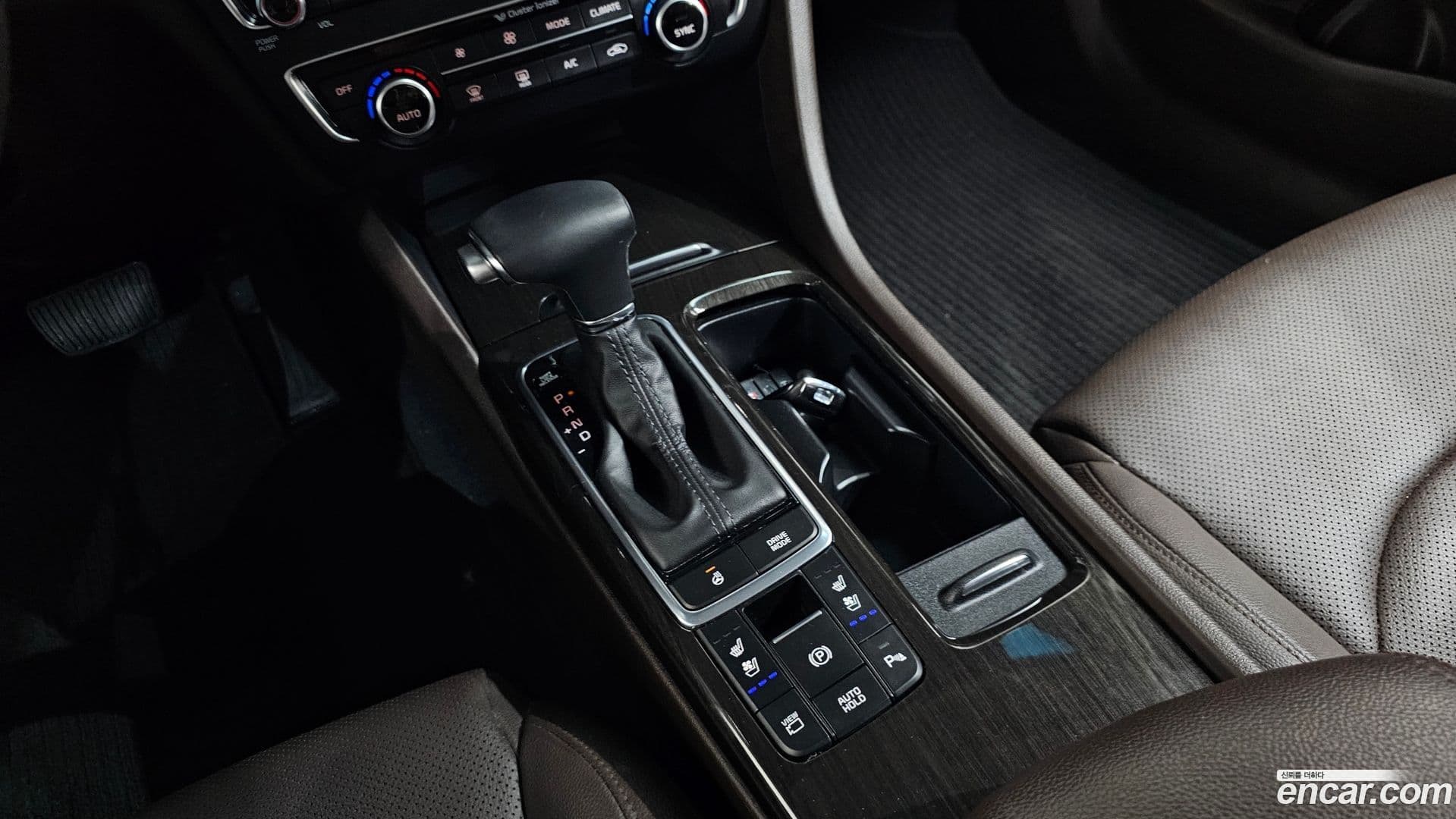 Main__Slider__Photo:K5 Kia 2018.1-8