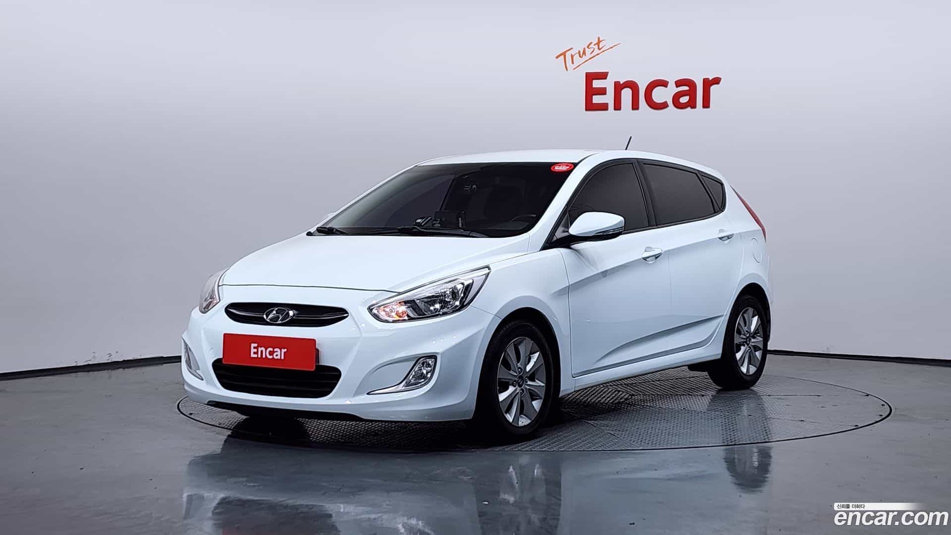 Accent Hyundai 2016.1-OUTER-001