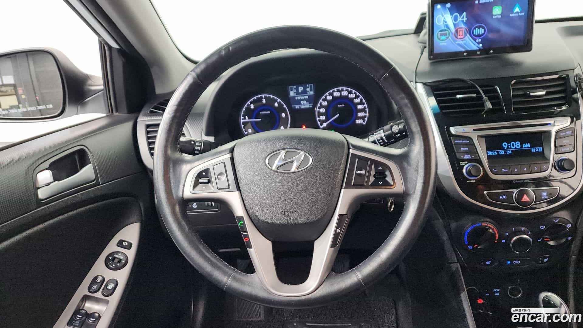 Accent Hyundai 2016.1-OPTION-017